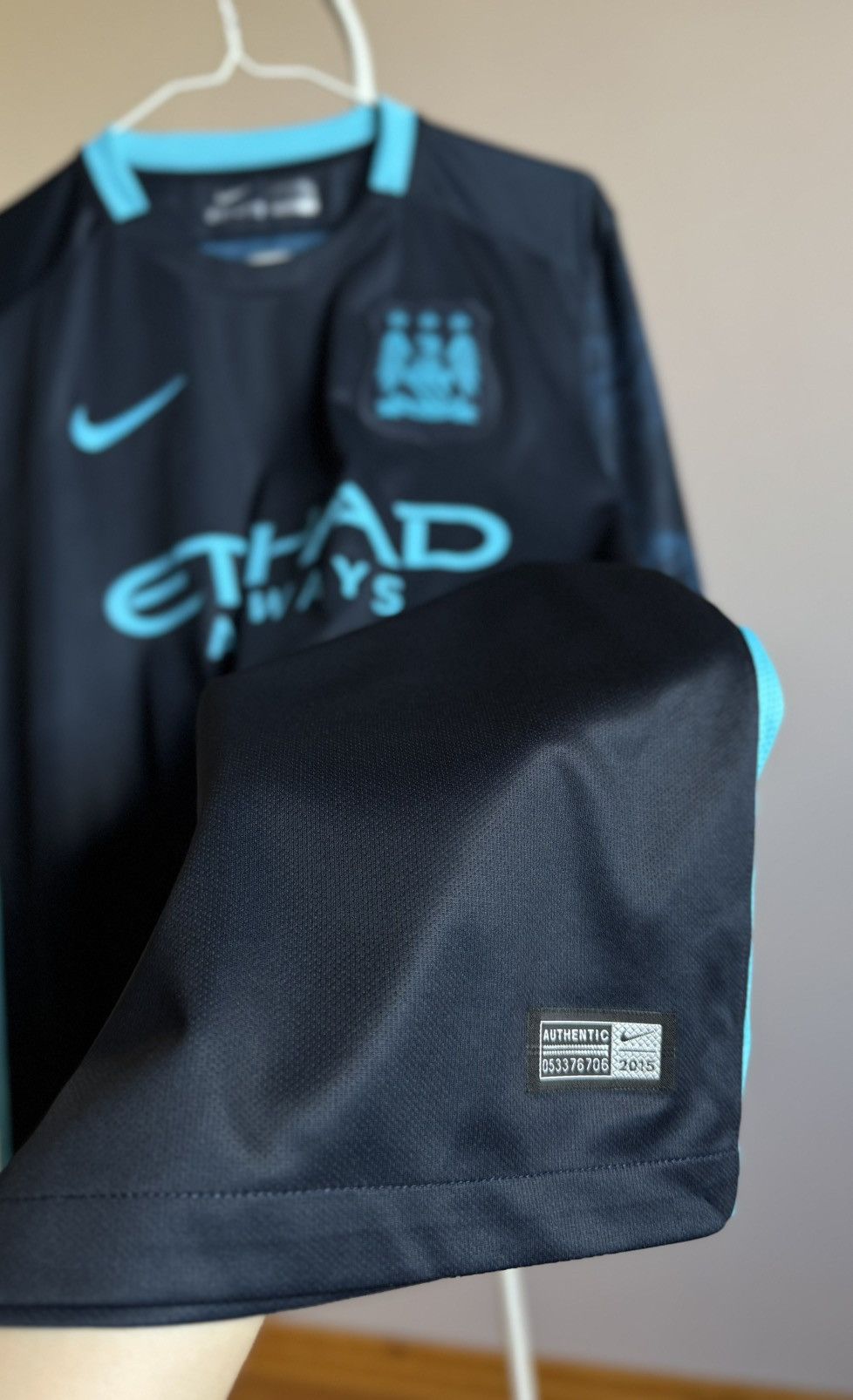Vintage Manchester City Nike Jersey T-shirt 2015 2016 Size US M / EU 48-50 / 2 - 9 Thumbnail