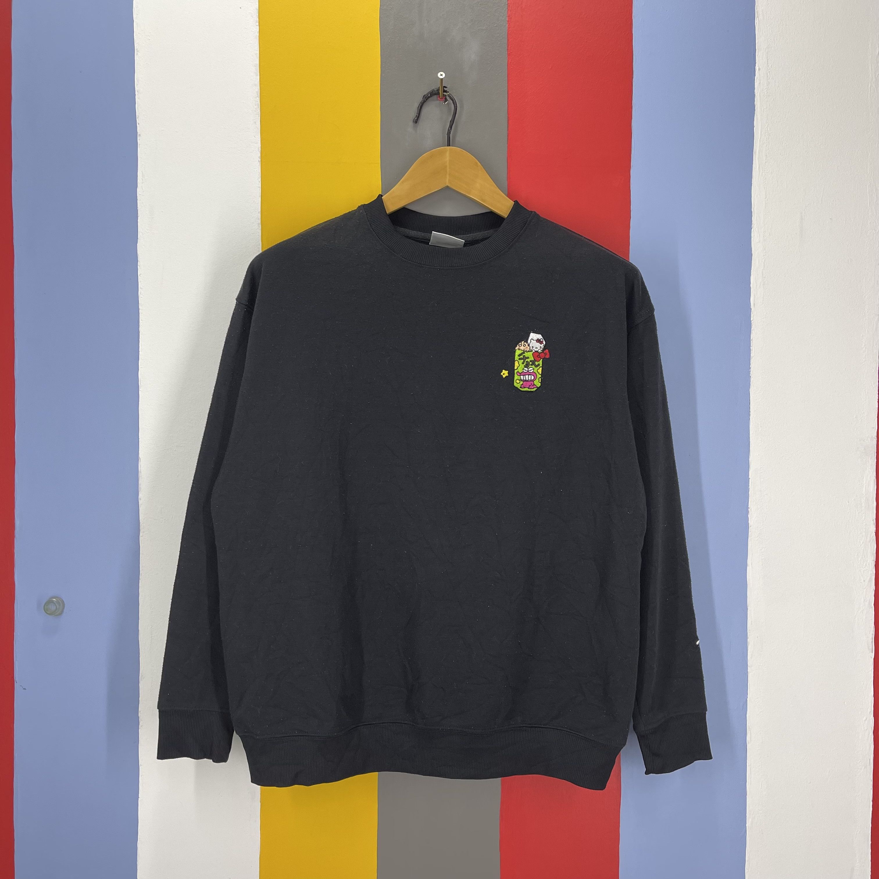 Anime HELLO KITTY x CRAYON SHIN CHAN Crew Neck Sweatshirt #1437/AX Size US M / EU 48-50 / 2 - 3 Thumbnail