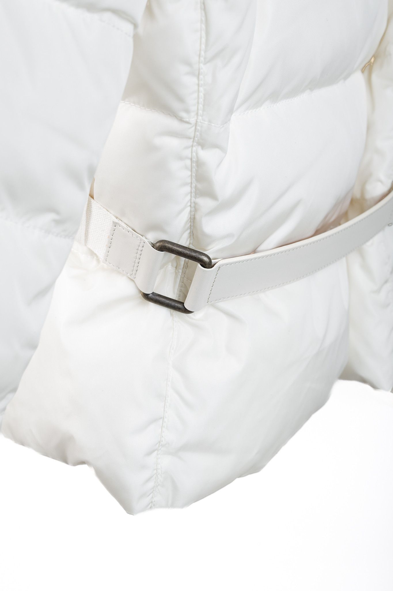Louis Vuitton Louis Vuitton Cream Mink-Hood Belted Down Jacket Size S / US 4 / IT 40 - 10 Thumbnail