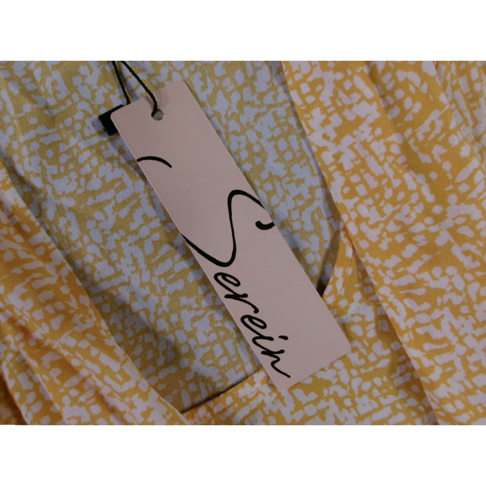 Vintage Les Serein Blouse Womens XL Yellow Surplice Wrap Front Cap Sleeve Polyester Abstract Print V-Neck Pullover Draped Wrap Casual Size XL / US 12-14 / IT 48-50 - 7 Thumbnail