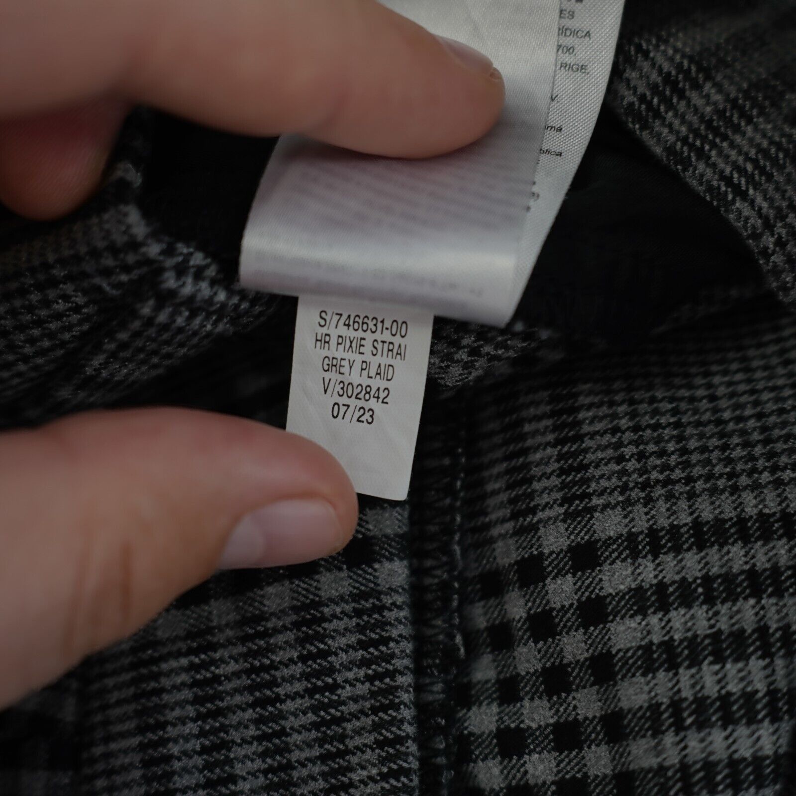 Old Navy Old Navy Pixie Straight Secret Smooth Pockets Gray Plaid Dre Size 28" / US 6 / IT 42 - 8 Thumbnail