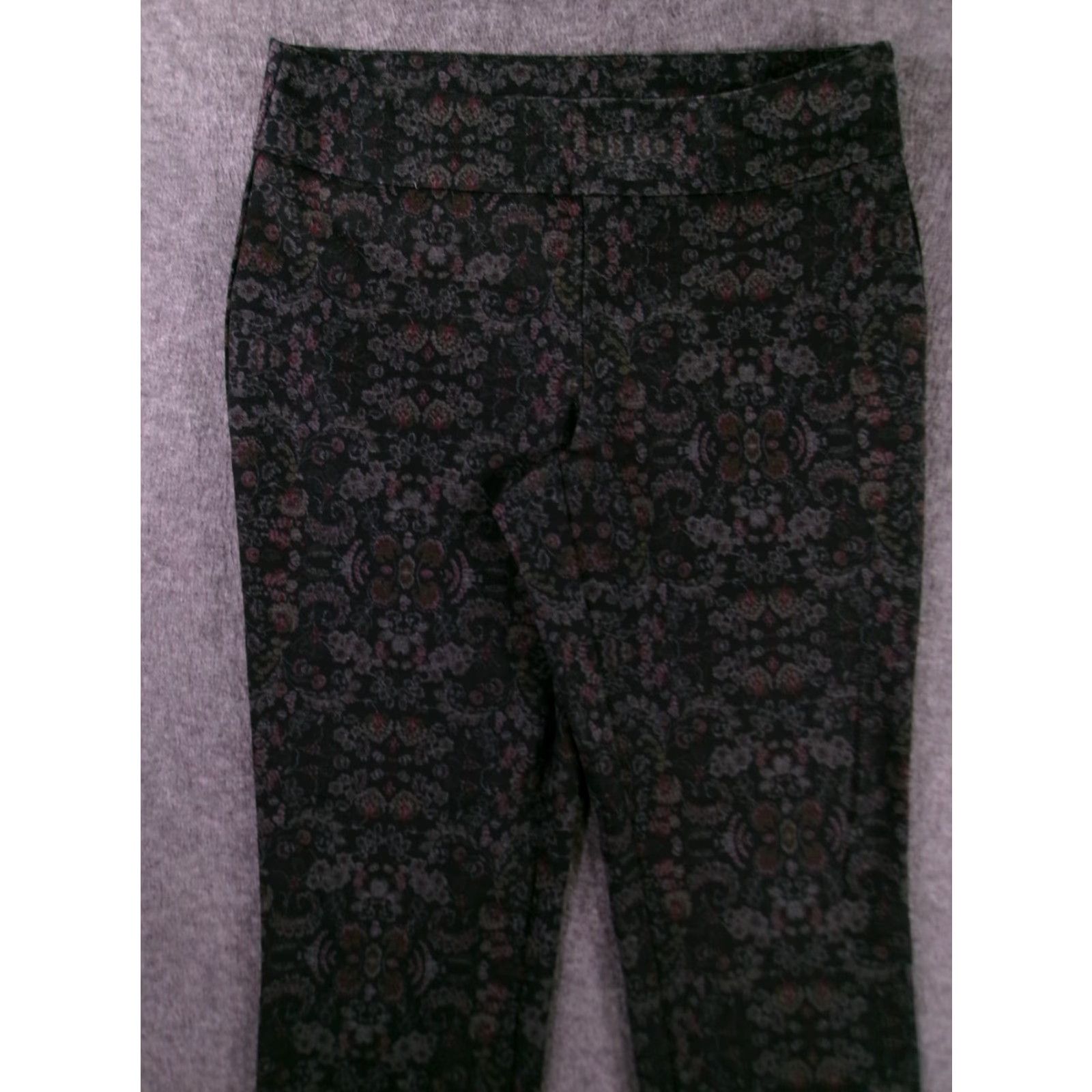 Van Heusen VAN HEUSEN Pants Women 8 Floral Gray Stretch Tapered High Rise Pull On Dress Pants Size 30" / US 8 / IT 44 - 2 Thumbnail
