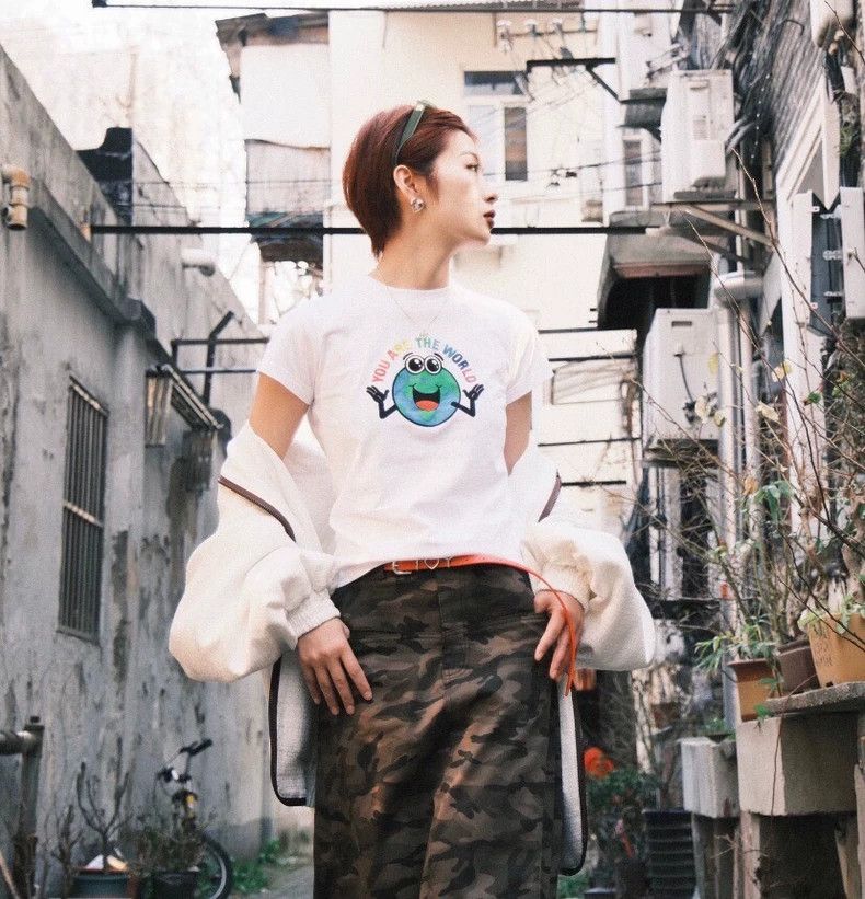 Balenciaga Balenciaga White globe monogram printed cotton crew neck s Size S / US 4 / IT 40 - 9 Thumbnail