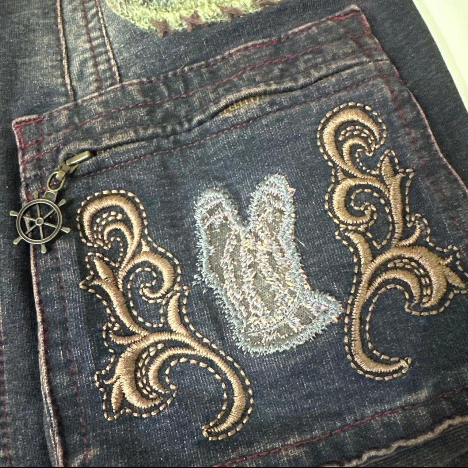 Other 2000s whimsy goth y2k embroidered denim jacket Size XS / US 0-2 / IT 36-38 - 3 Thumbnail