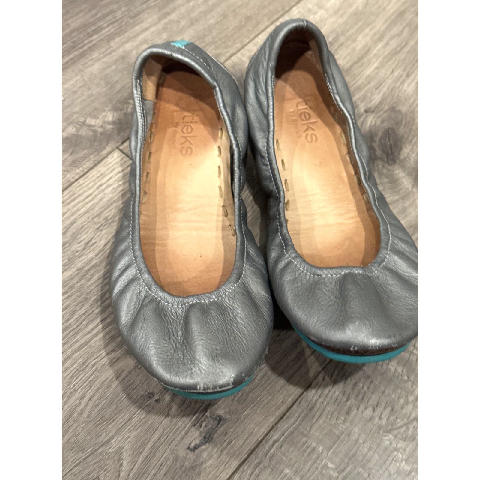 Vintage Tieks by Gavrieli Silver Leather Ballet Flats Size 7 Womens Size US 7 / IT 37 - 3 Thumbnail