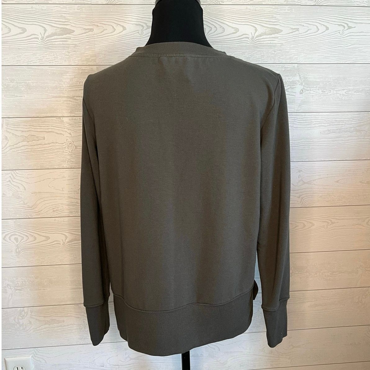 Other Mondetta brushed tunic sweatshirt burnt olive green Size sm Size S / US 4 / IT 40 - 5 Thumbnail