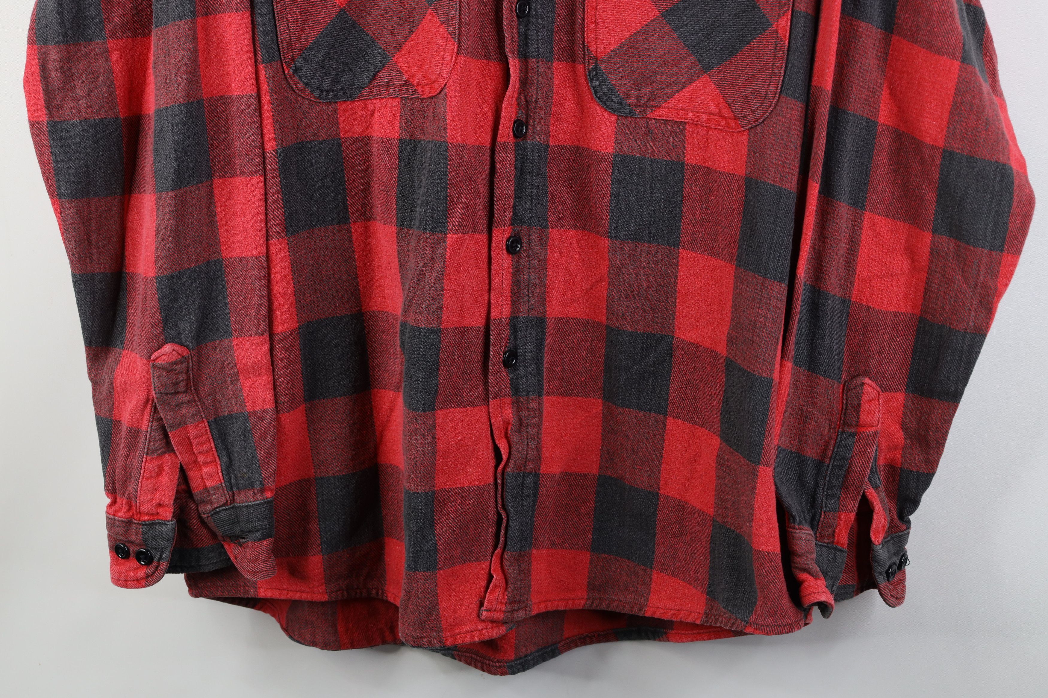 Vintage Vintage 90s Streetwear Heavy Flannel Button Shirt Plaid Size US L / EU 52-54 / 3 - 3 Thumbnail