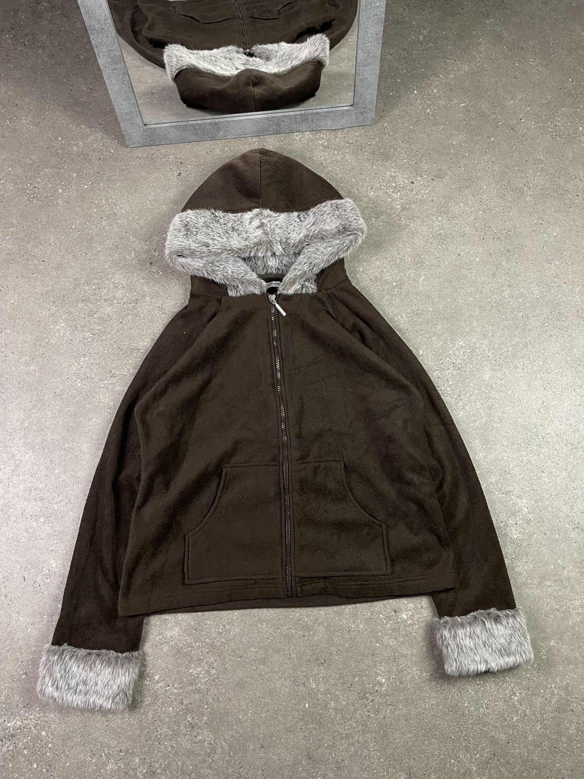If Six Was Nine × Le Grande Bleu (L.G.B.) × Vintage VINTAGE Y2K AVANT GARDE IF SIX WAS NINE STYLE FUR HOODIE Size L / US 10 / IT 46 - 1 Thumbnail