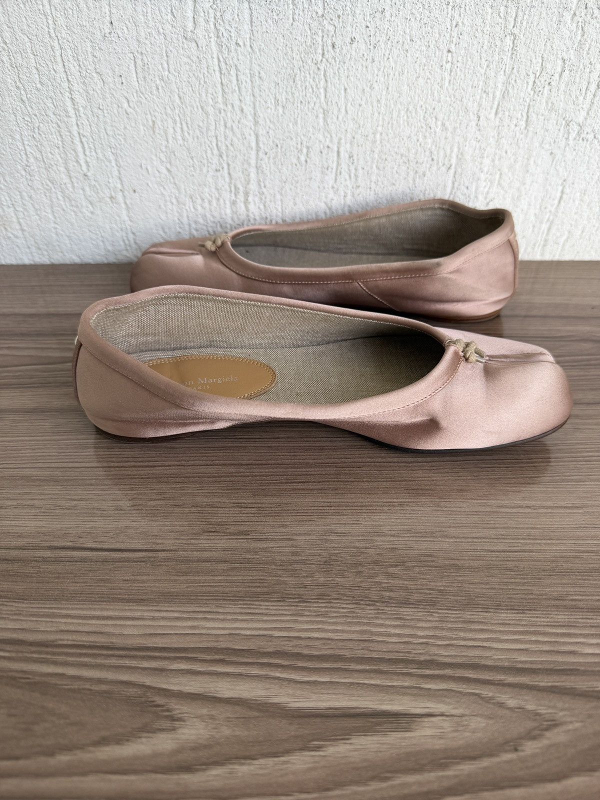 Maison Margiela ❤️satin tabi ballet flats Size US 6 / IT 36 - 9 Thumbnail