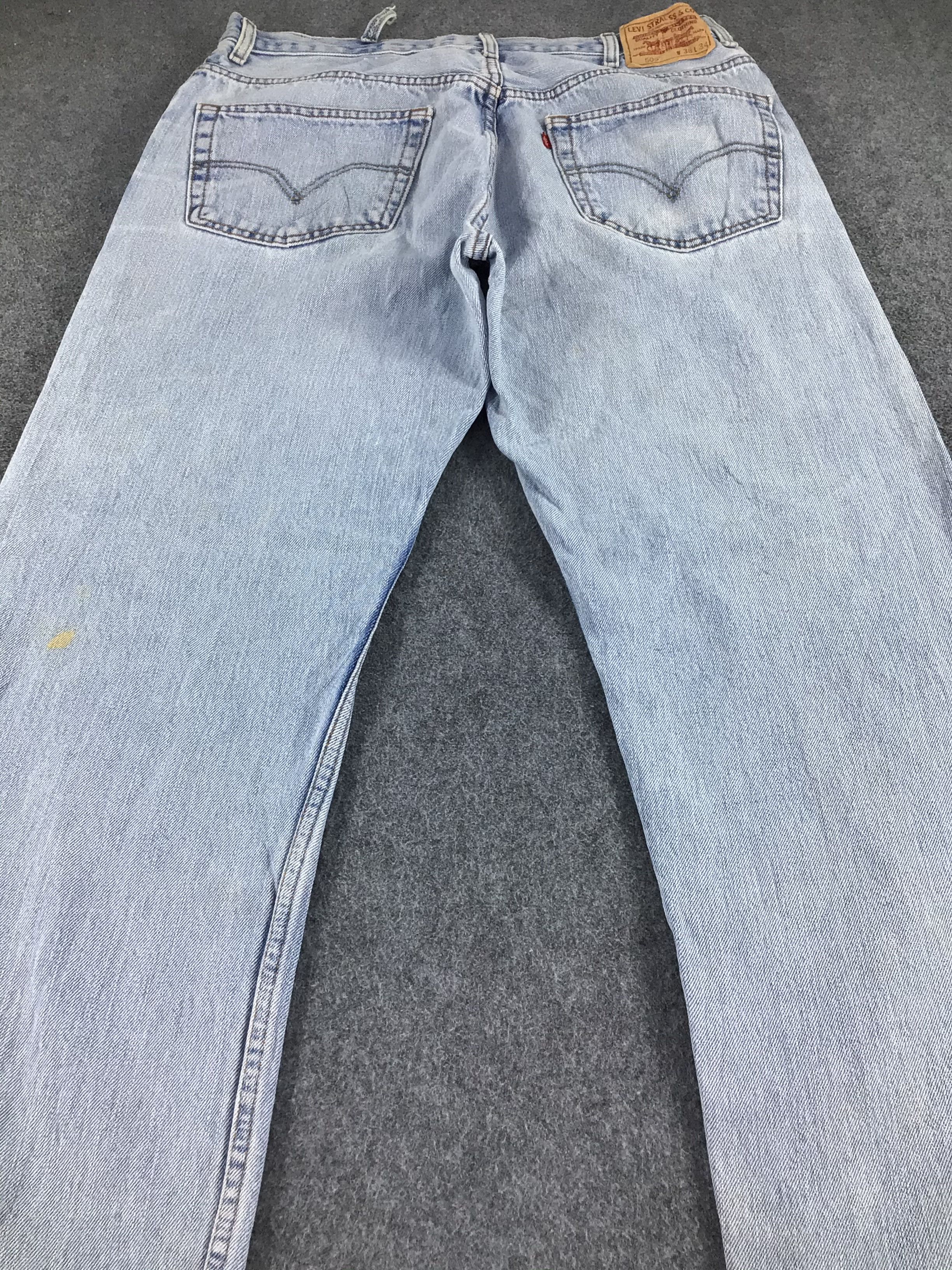 Levi's Vintage Levis 505 Jeans Light Wash Denim -J578 Size US 35 - 4 Thumbnail