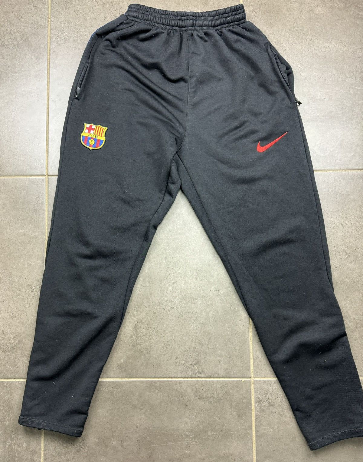 Nike Nike FCB sports Size US 32 / EU 48 - 1 Thumbnail