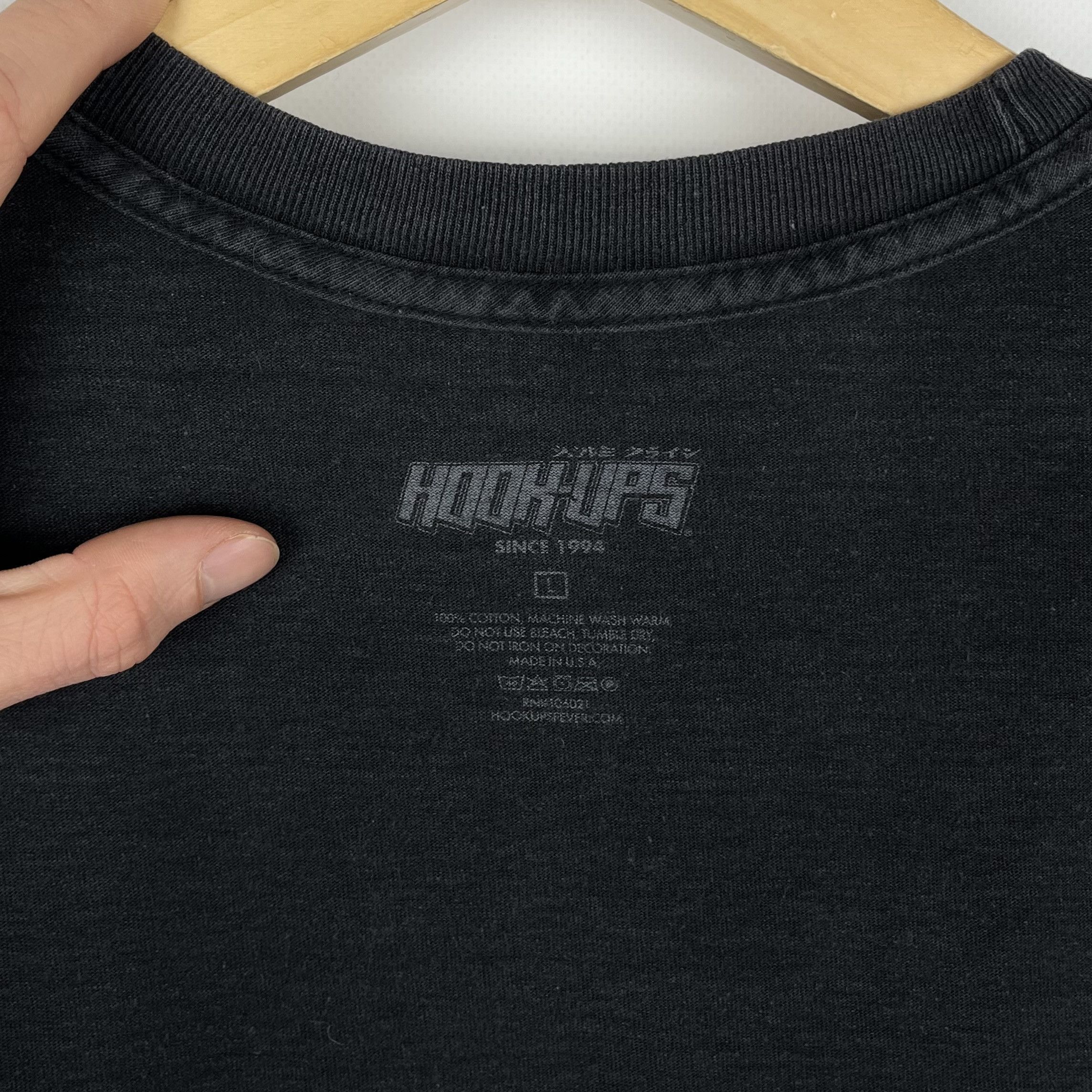 Hook-Ups Vintage Hook Ups Anime Y2K Big Logo T Shirt 2000’s Size US L / EU 52-54 / 3 - 9 Thumbnail