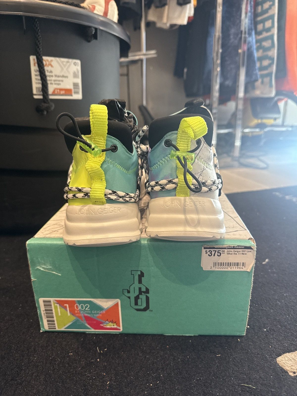 John Geiger John Geiger 002 low what the size 11 Size US 11 / EU 44 - 3 Thumbnail