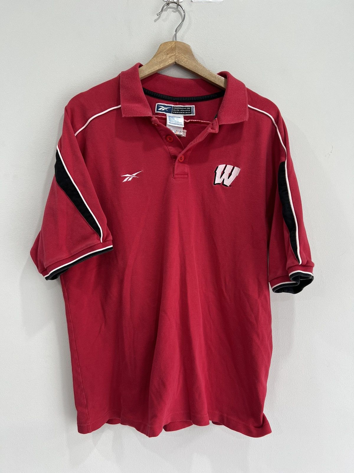 Vintage Vintage Wisconsin Reebok Polo Shirt Size US L / EU 52-54 / 3 - 1 Thumbnail