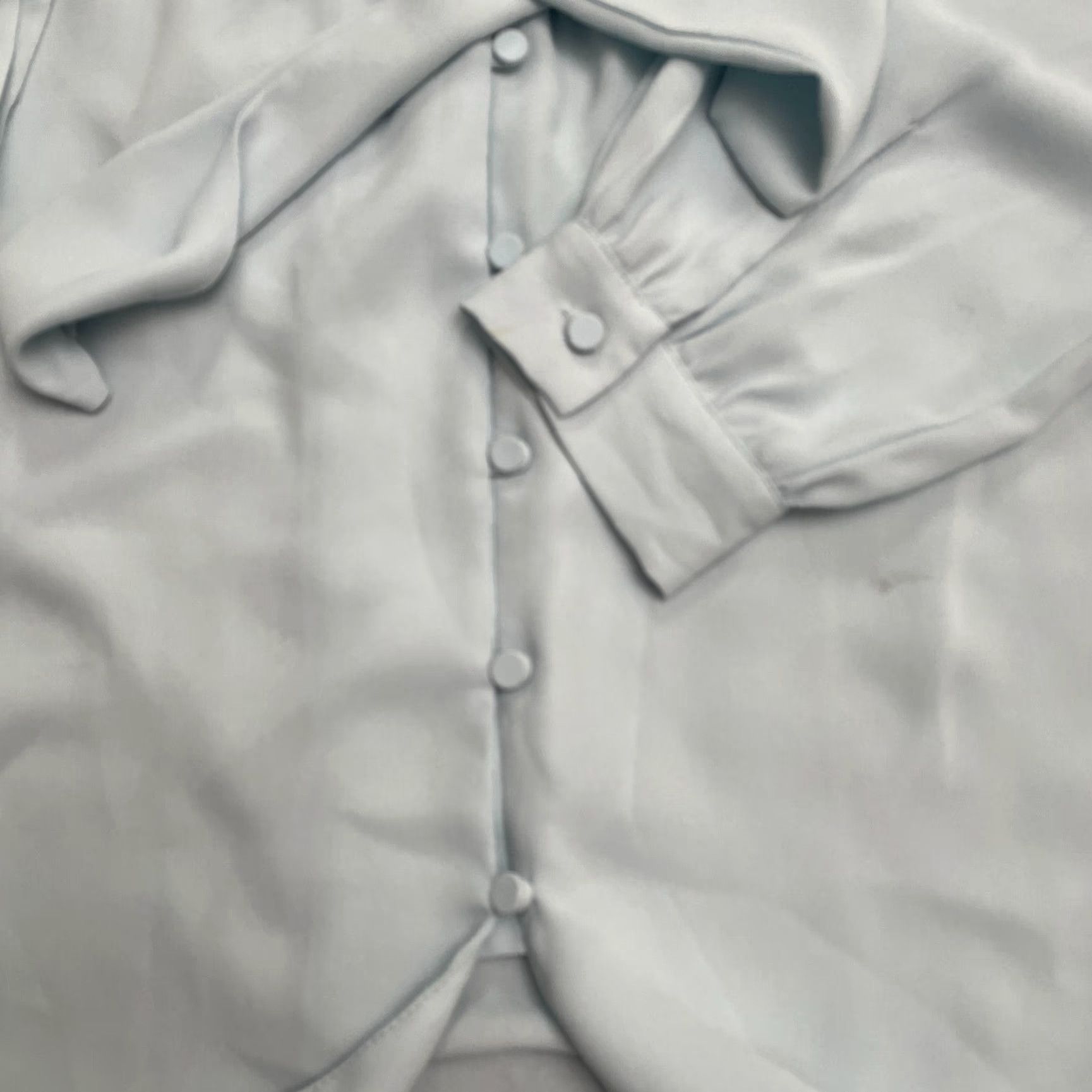 J.Crew J.Crew Blouse Womens S Light Blue Long Sleeve Chiffon Button Up Neck Tie Work Size S / US 4 / IT 40 - 4 Thumbnail