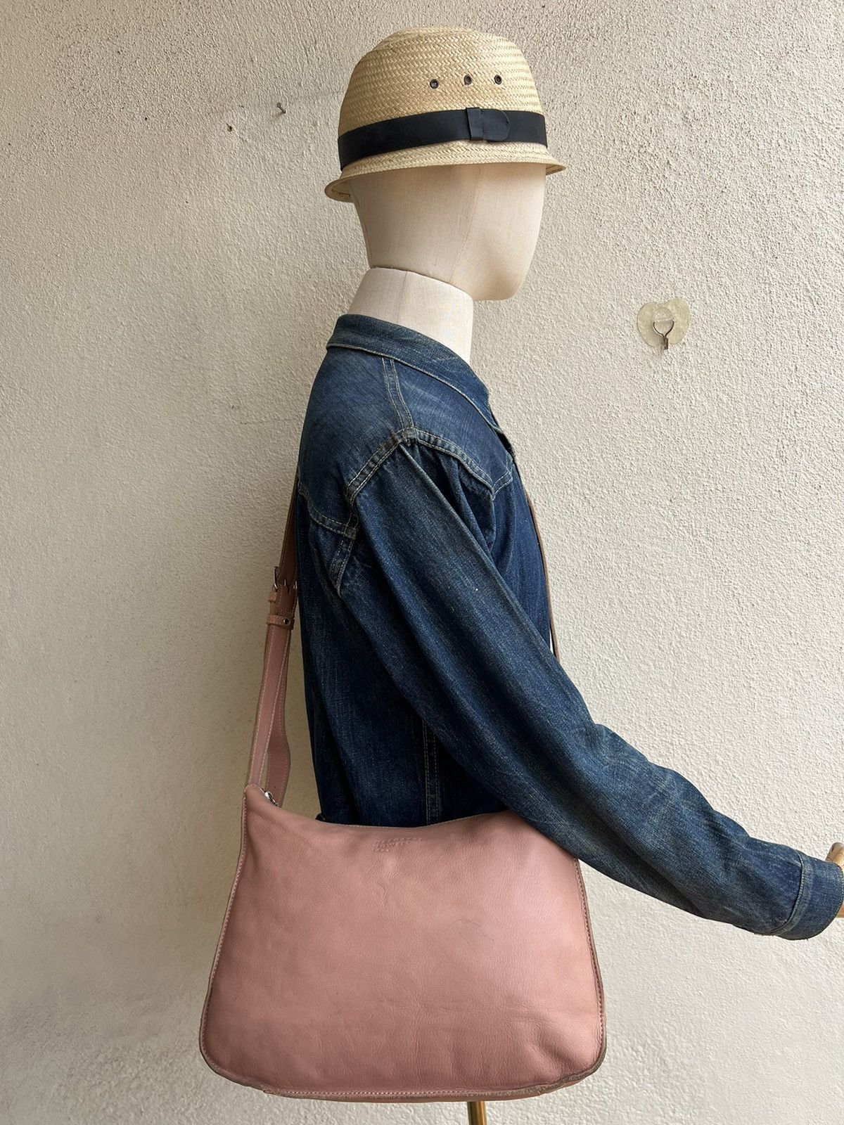 Leather Vintage Margaret Howell Scratches Patina Cowhide Leather Bag Size ONE SIZE - 1 Thumbnail
