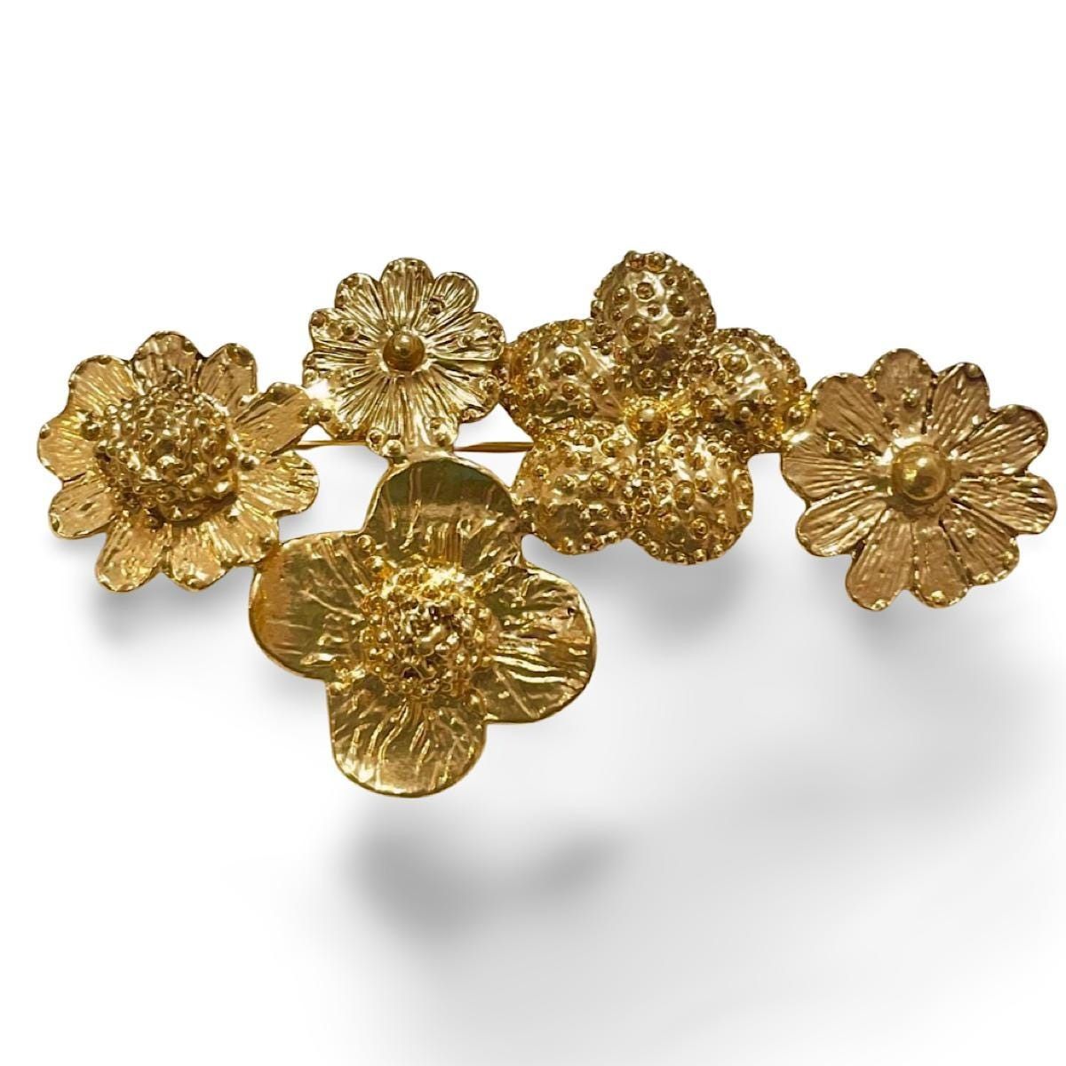 Yves Saint Laurent Vintage Yves Saint Laurent 5 flower motif brooch Size ONE SIZE - 1 Thumbnail