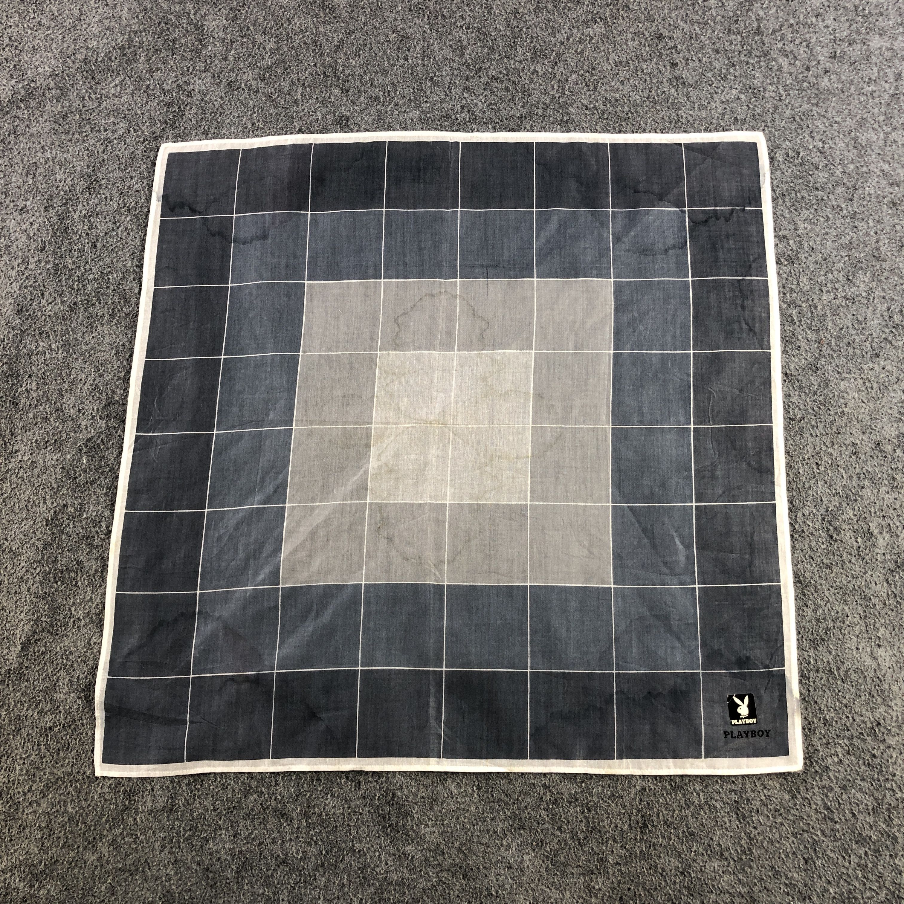 Playboy × Vintage Playboy Rabbit Head Handkerchief Neckerchief Bandana H2480 Size ONE SIZE - 1 Thumbnail