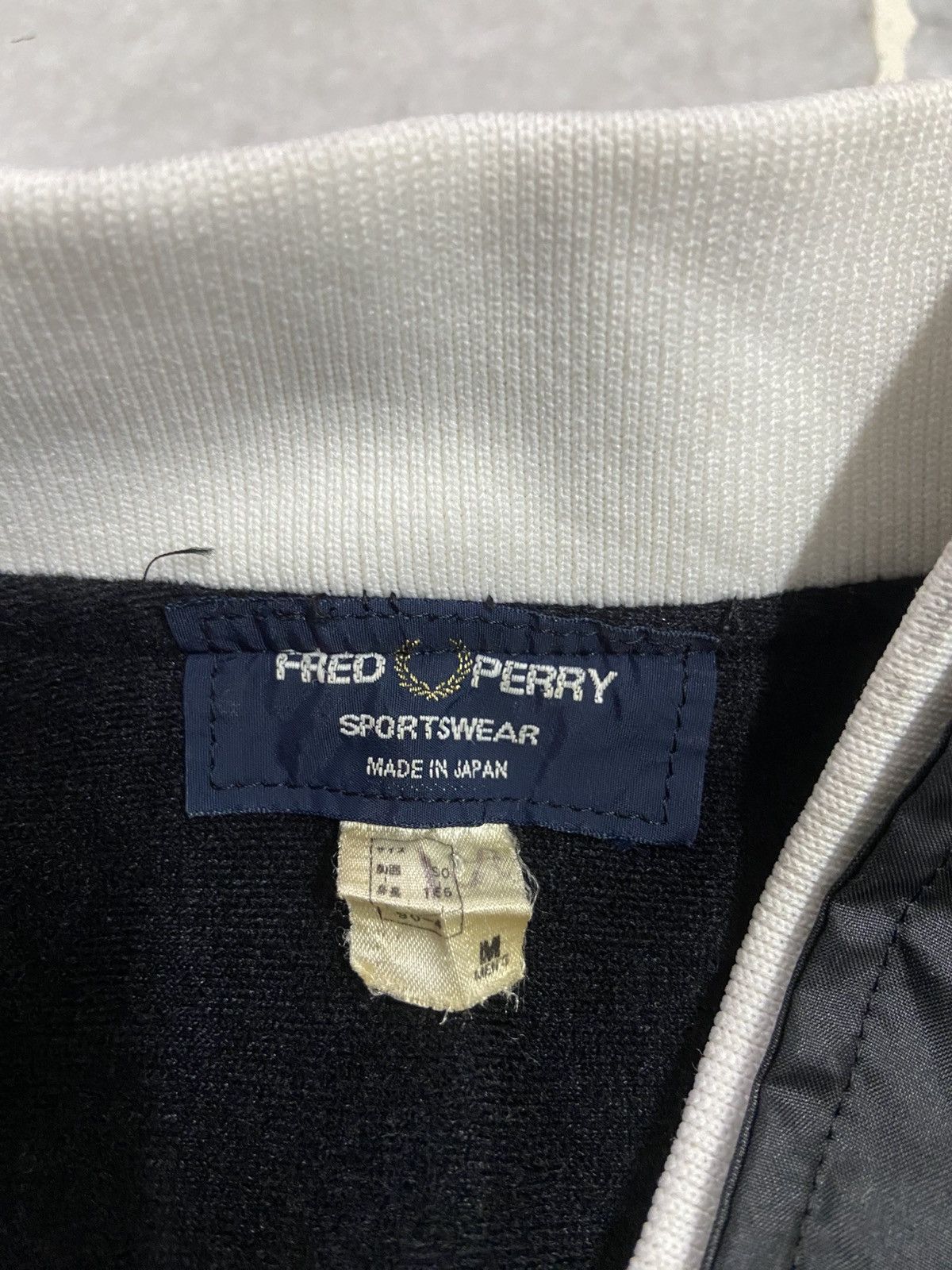Fred Perry Vintage Fred Perry Black Nylon Jackat Size US M / EU 48-50 / 2 - 5 Thumbnail
