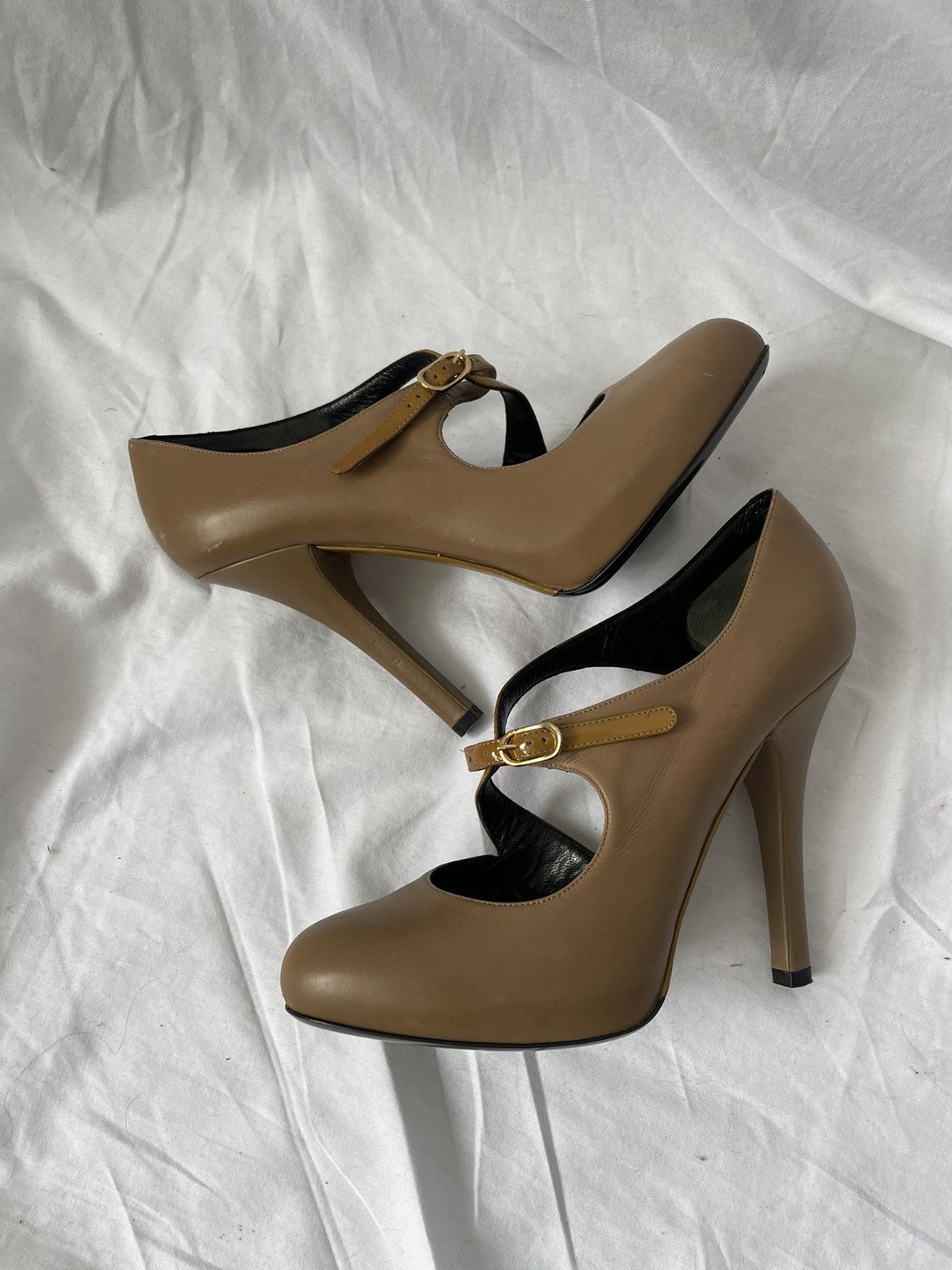 Dolce & Gabbana Dolce Gabbana heels Size US 7.5 / IT 37.5 - 8 Thumbnail