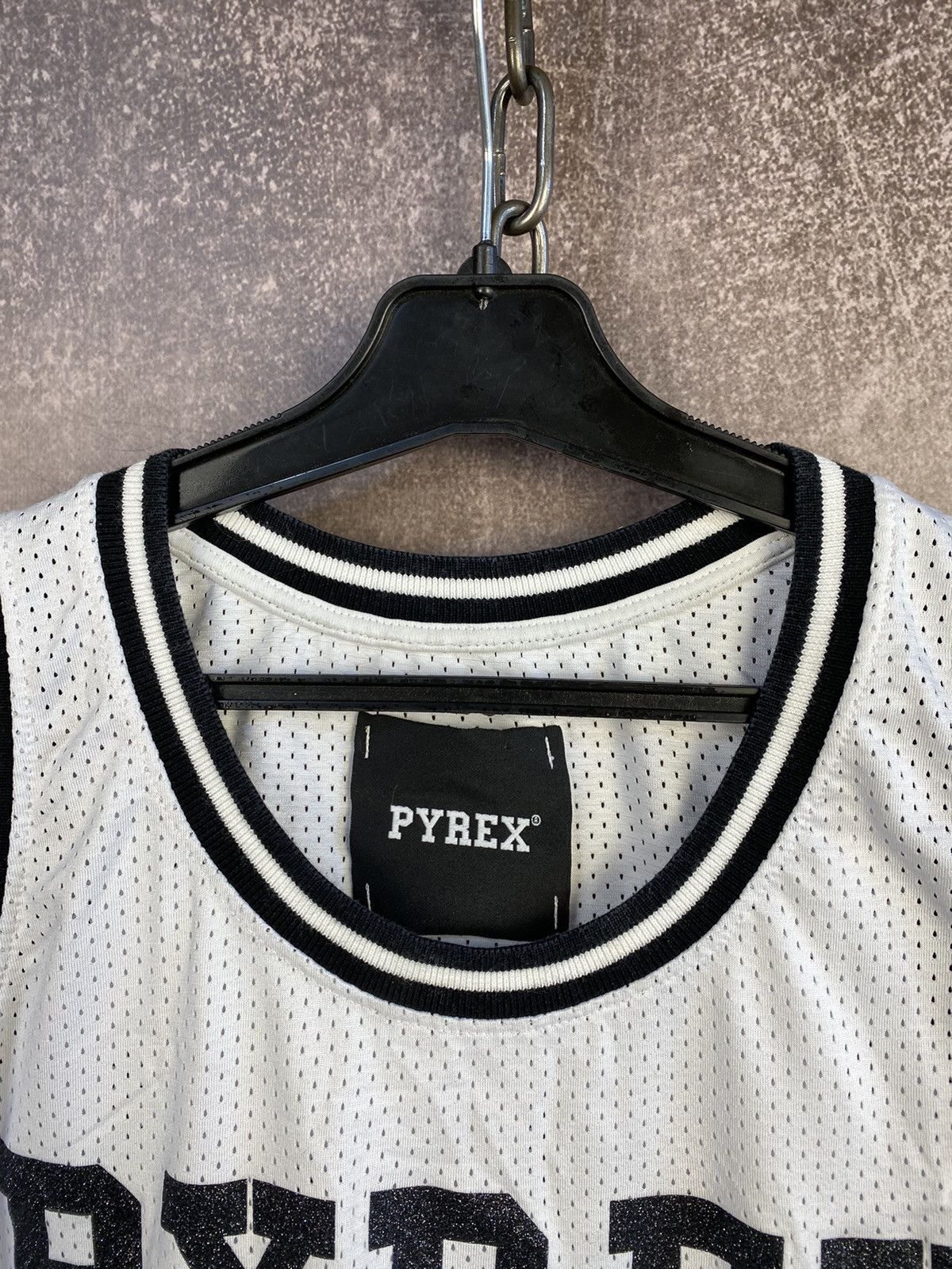 Pyrex Vision Pyrex Vision tank top tee Virgil Abloh logo Size S / US 4 / IT 40 - 5 Thumbnail