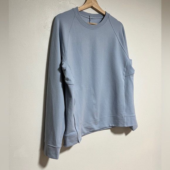 Lululemon Lululemon Light Blue Crewneck Sweatshirt -M Size US M / EU 48-50 / 2 - 10 Thumbnail