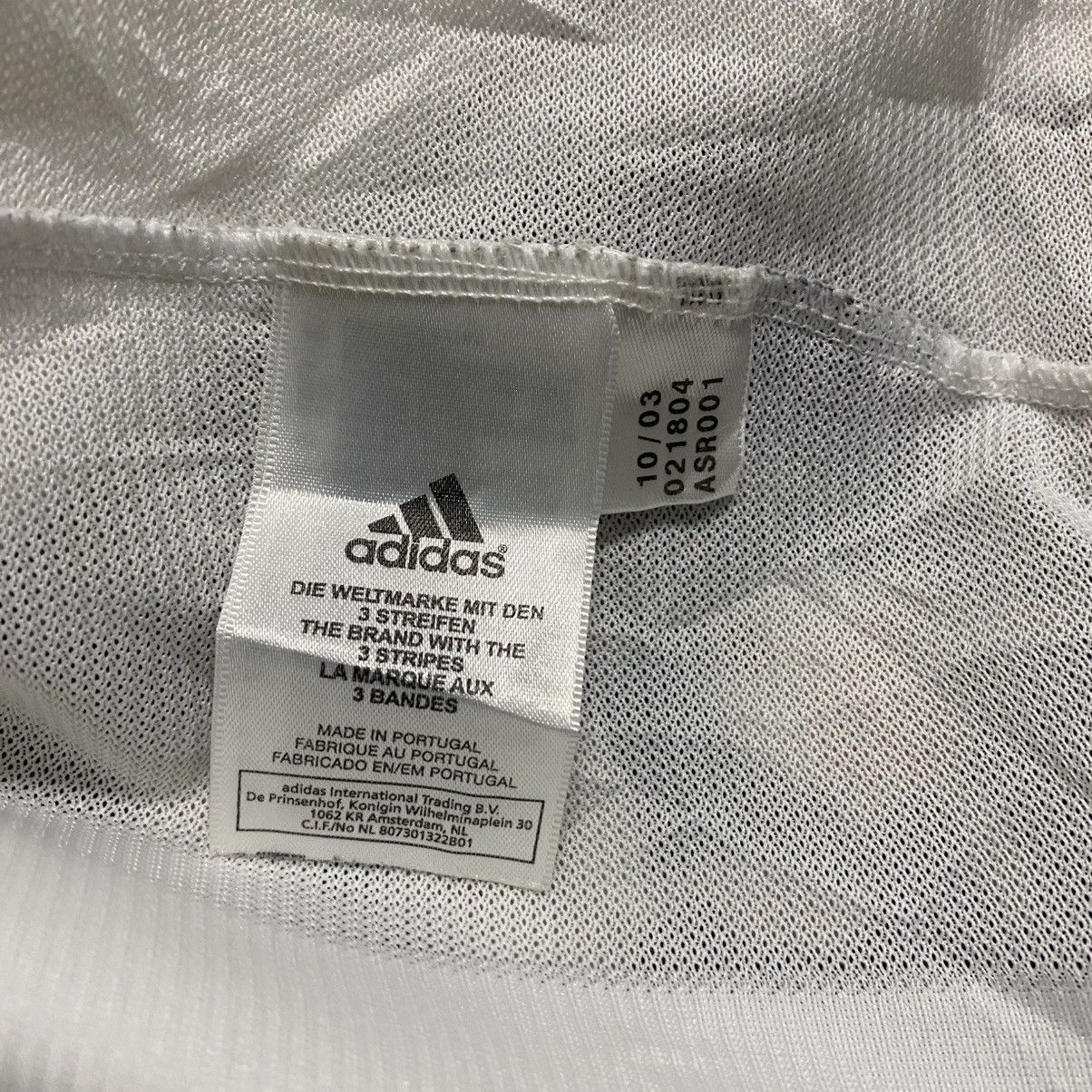 Vintage Vintage Real Madrid Jersey 2003 Home Size US L / EU 52-54 / 3 - 14 Thumbnail