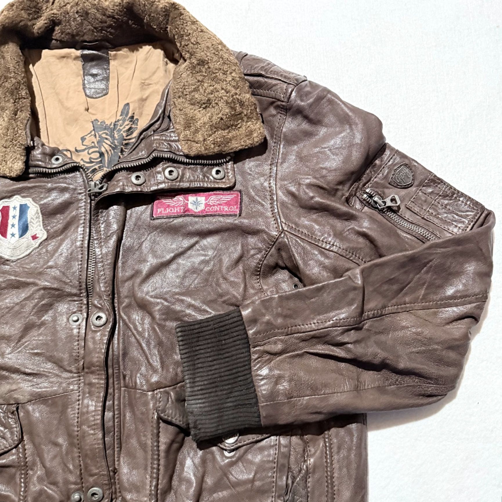 Vintage VINTAGE Gipsy Leather Flight Aviator Jacket Brown Men Medium Brown Military Patches Jacket Size US M / EU 48-50 / 2 - 5 Thumbnail