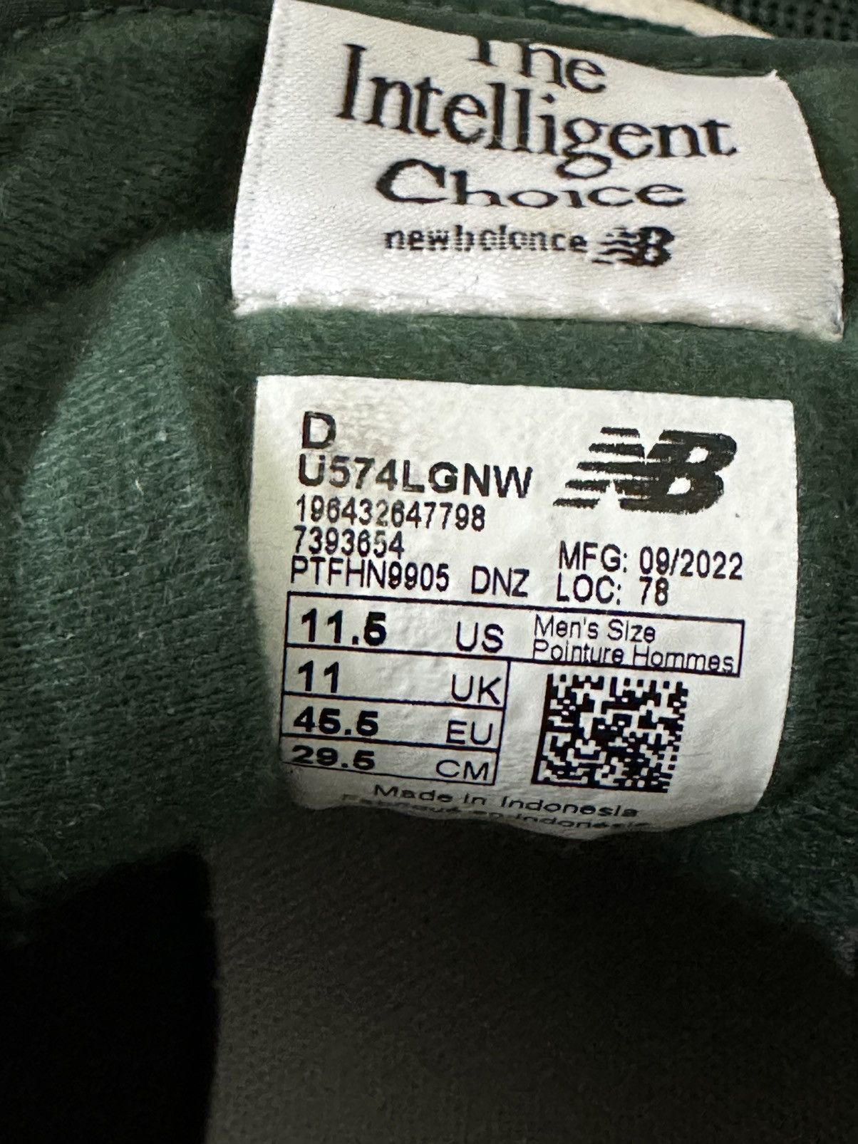 New Balance 574 Legacy Size US 11.5 / EU 44-45 - 7 Thumbnail