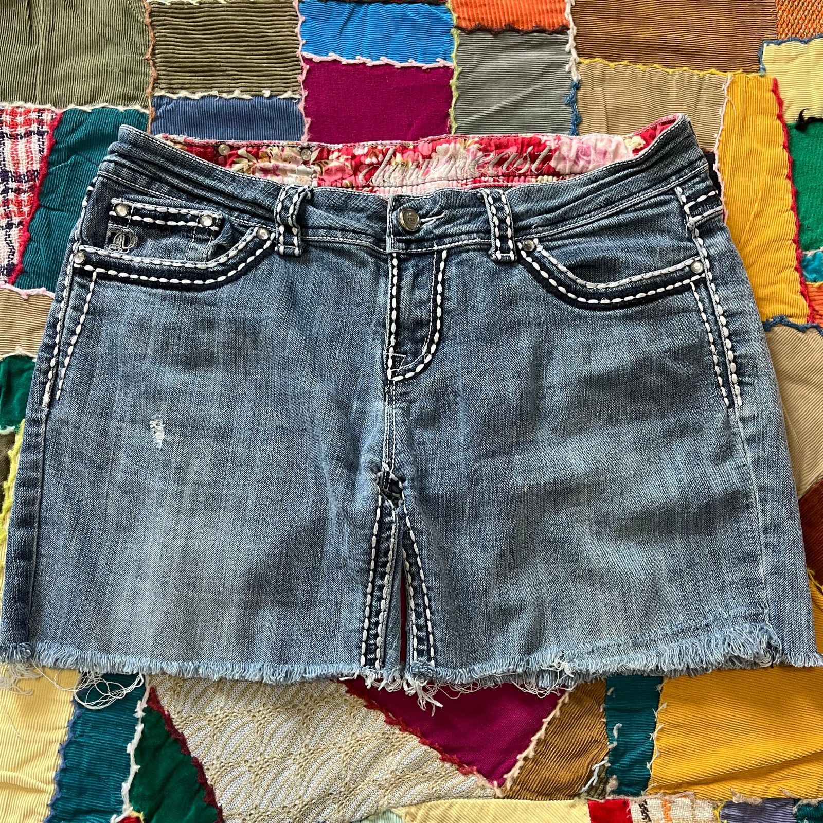 Other Y2K Downeast Embroidered Goth Grunge Booty Jean Shorts 32W Size 32" / US 10 / IT 46 - 2 Thumbnail