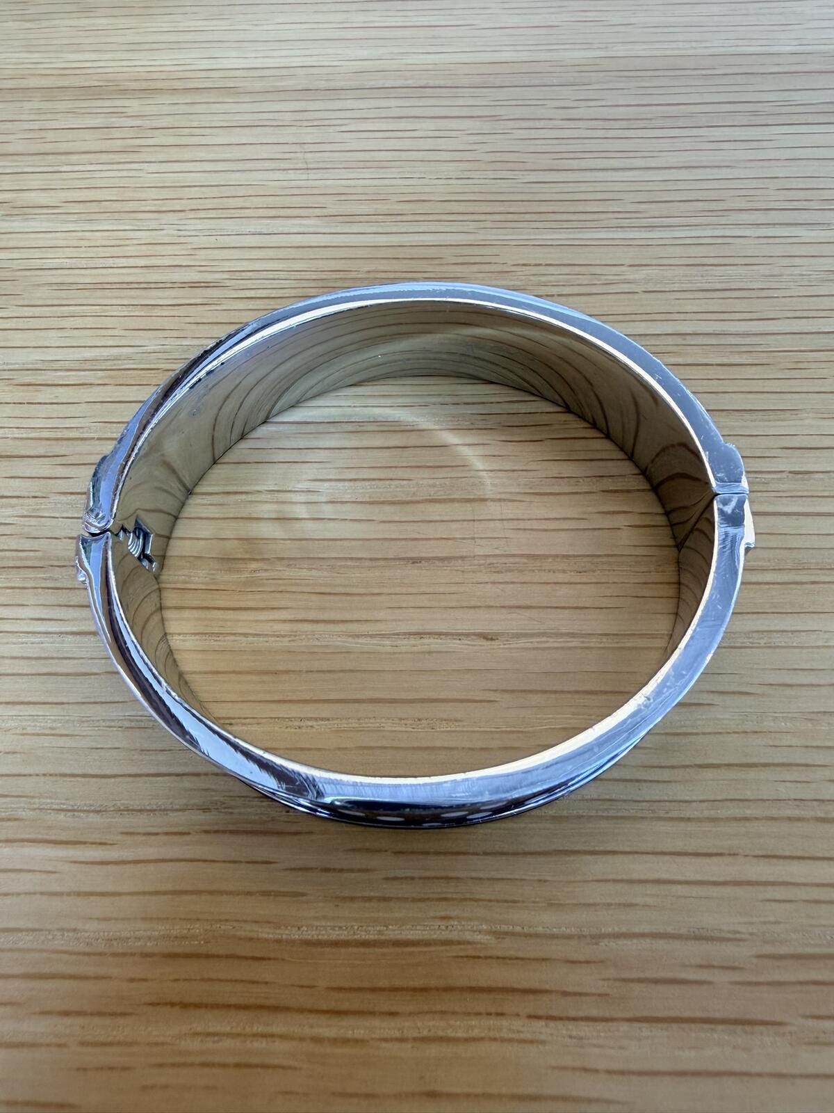 Talbots Talbots Preppy Polka Dot Hinged Bracelet Y2K / Early 2010s Size ONE SIZE - 4 Thumbnail