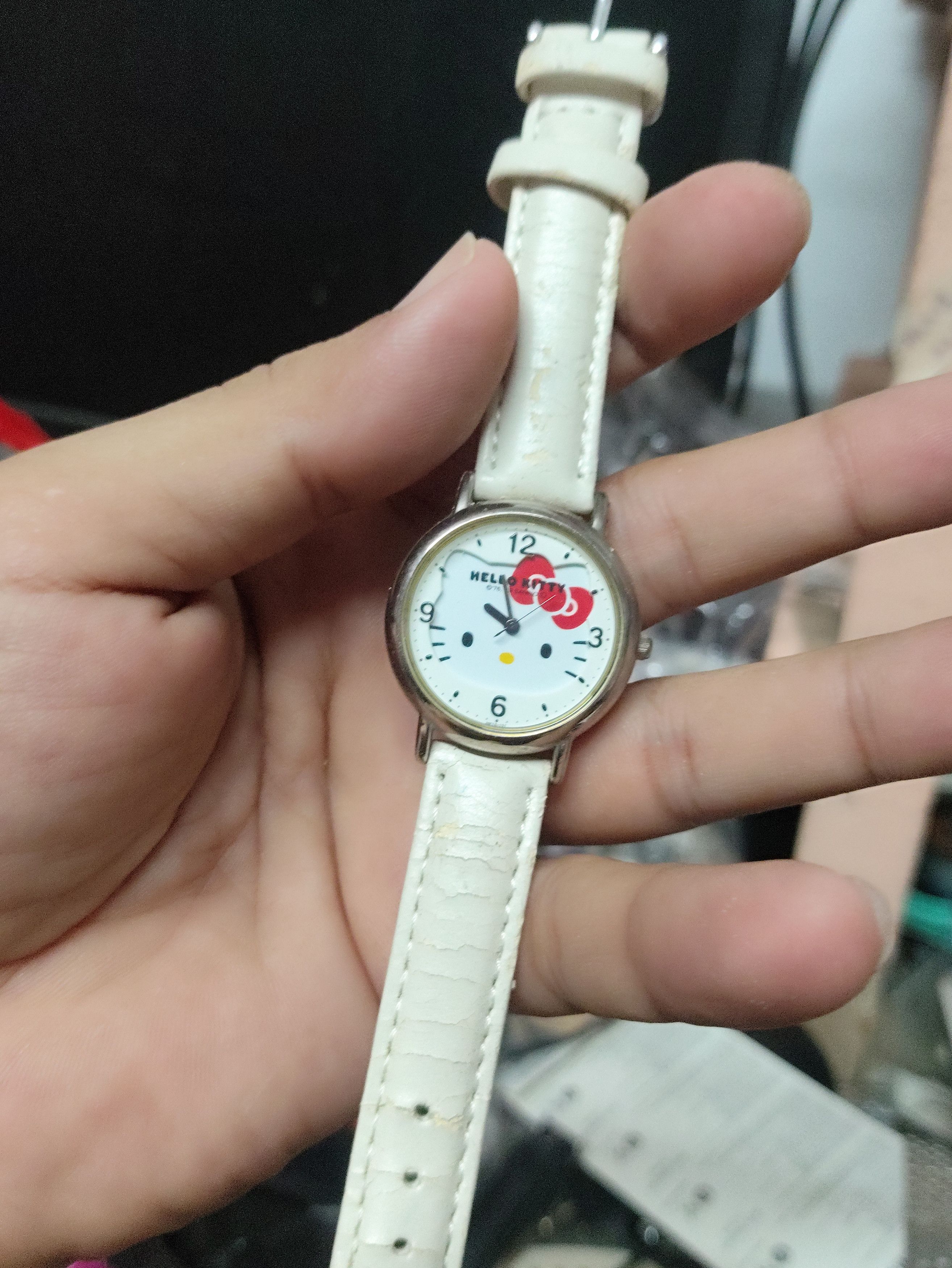 Vintage Nice Vintage Hello Kitty (Japan Quartz Watch) Size ONE SIZE - 9 Thumbnail