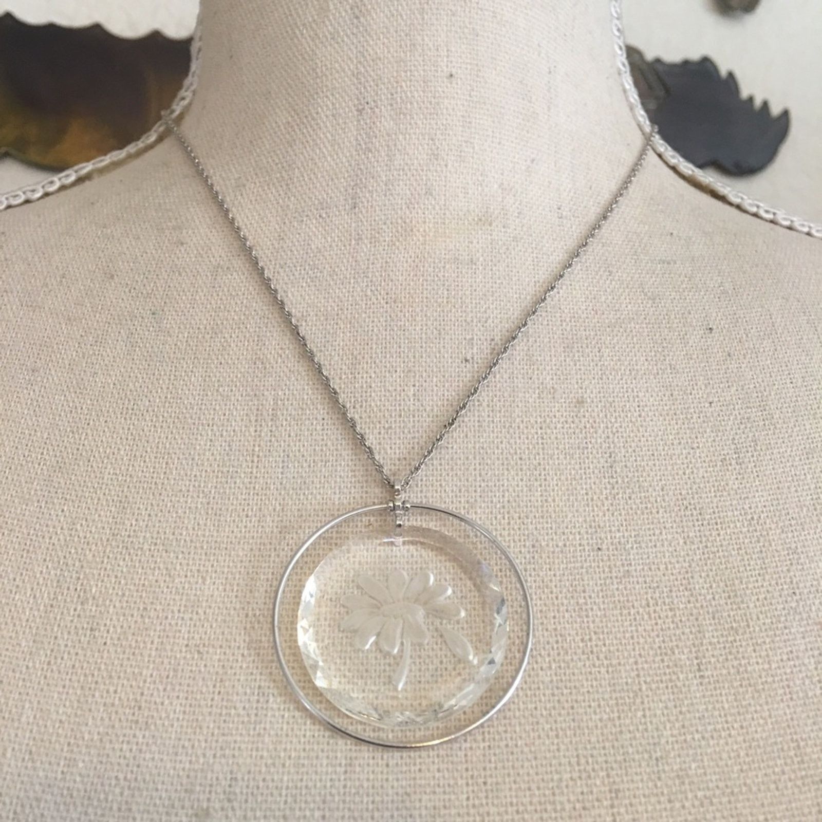 Vintage Vintage 70s Hallmark Cards etched glass necklace Size ONE SIZE - 1 Thumbnail