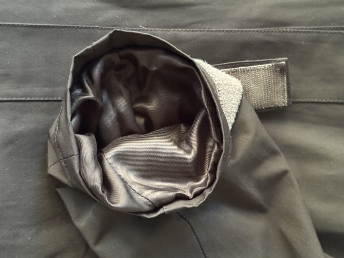 Prada Prada Technical Nylon Mac Raincoat Black Size L Size US L / EU 52-54 / 3 - 7 Thumbnail