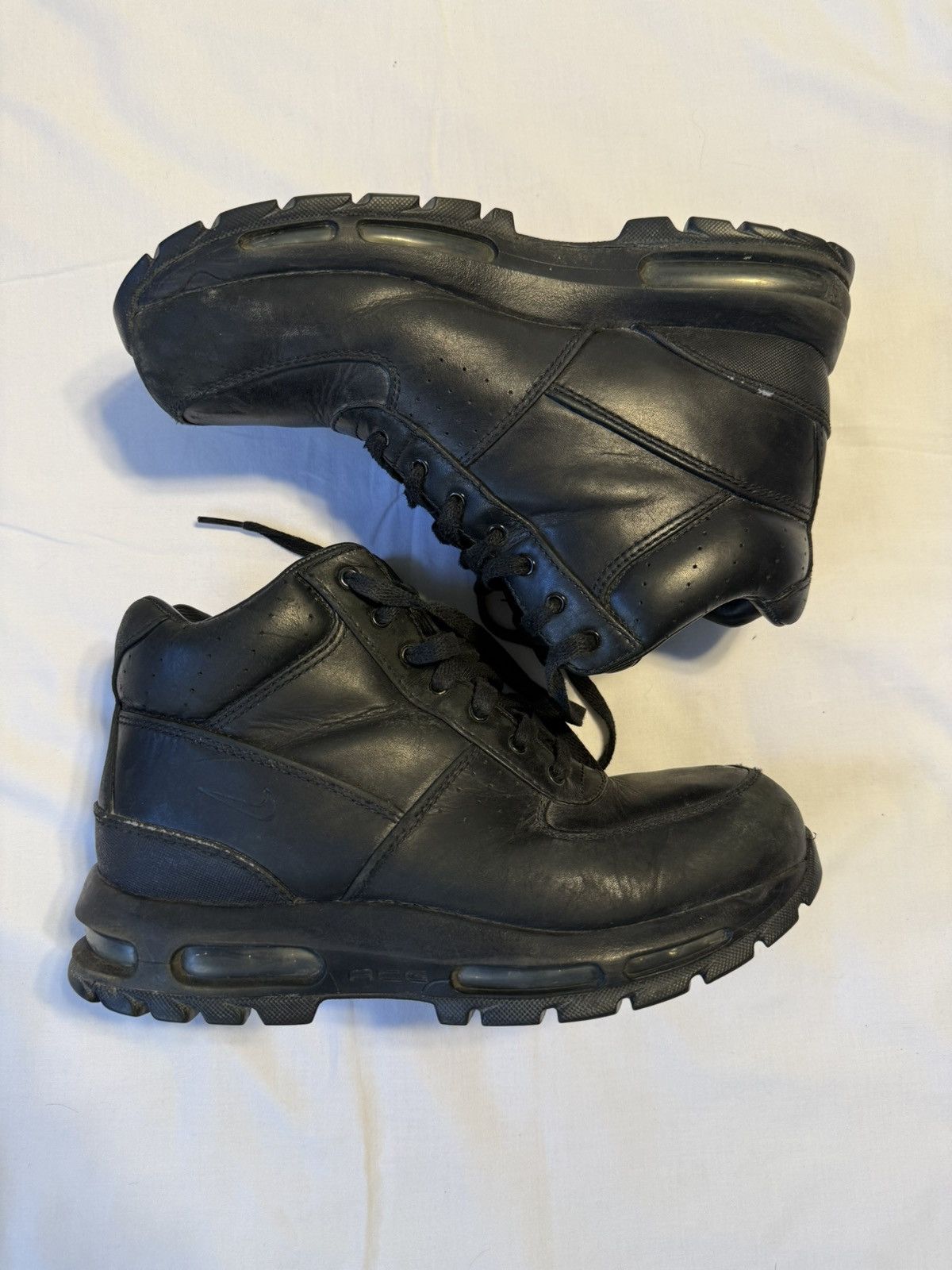 Nike ACG Nike ACG Goadome Triple Black Leather Boots 2015 Size US 9 / EU 42 - 1 Thumbnail