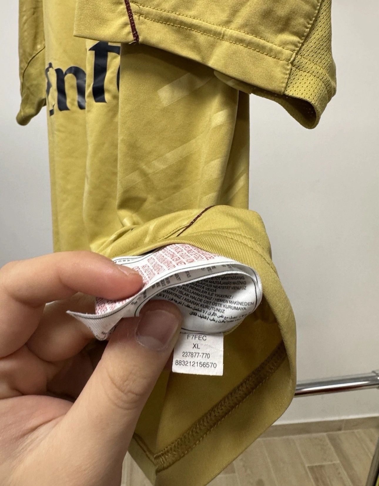 Nike × Vintage Nike Arsenal London Fly Emirates 2007/2008 Gold Jersey Size US XL / EU 56 / 4 - 8 Thumbnail