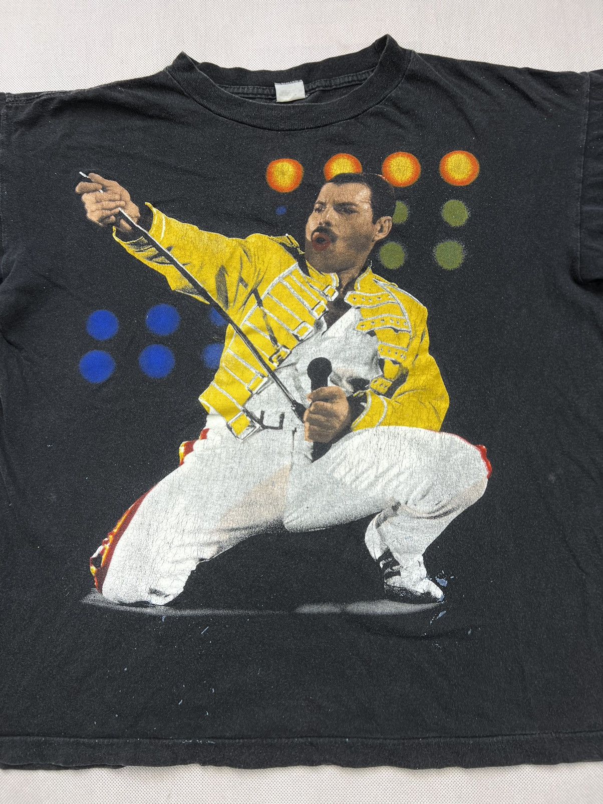 Band Tees Rare Tshirt Queen Freddie Mercury 1991 Official Print Size US M / EU 48-50 / 2 - 4 Thumbnail