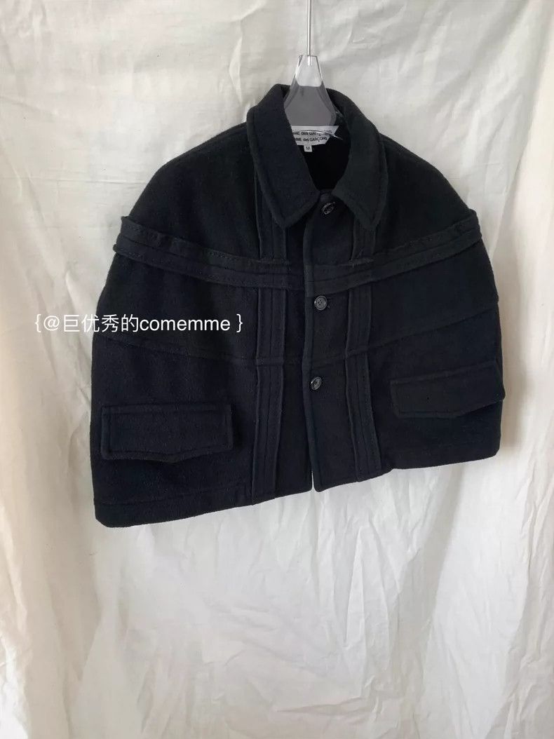 Comme des Garcons Comme Des Garcons Black wool short Cape with pointed colla Size M / US 6-8 / IT 42-44 - 2 Thumbnail