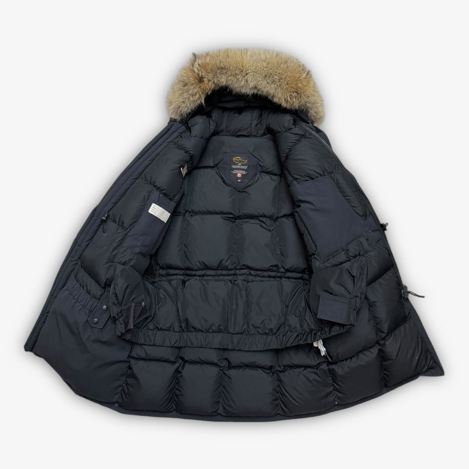 Canada Goose Canada Goose Men’s Resolute Parka Size US M / EU 48-50 / 2 - 5 Thumbnail