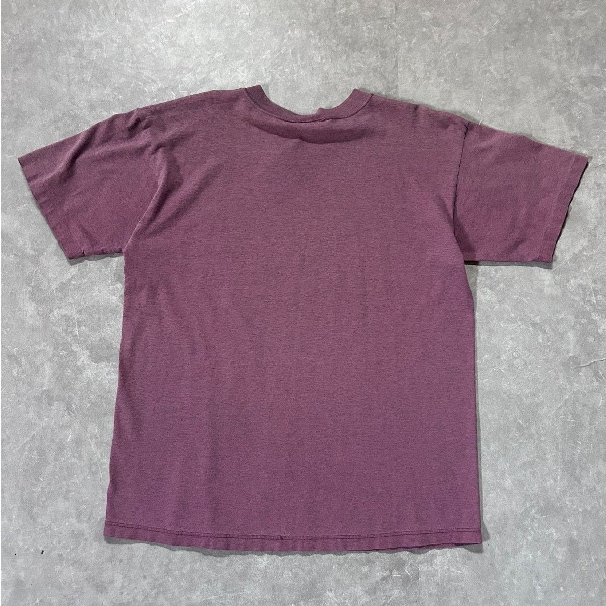 Harley Davidson 90s Vintage Harley Davidson Crest Salmon Pink T Shirt Size L Size US L / EU 52-54 / 3 - 3 Thumbnail