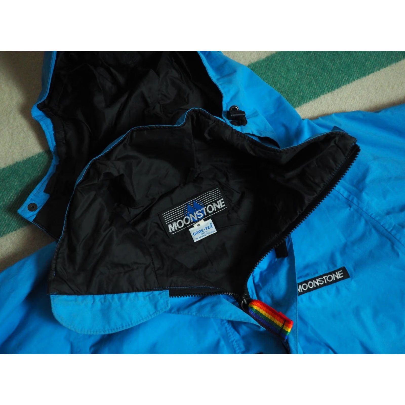 Vintage VINTAGE Moonstone GTX Goretex Sky Blue Outdoor Hiking Shell Jacket Mens M Size US M / EU 48-50 / 2 - 3 Thumbnail