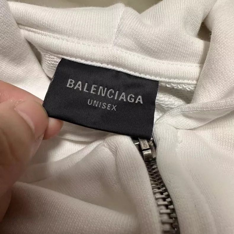 Balenciaga Balenciaga Embroidered Manchester United zipper sweater Size US L / EU 52-54 / 3 - 5 Thumbnail