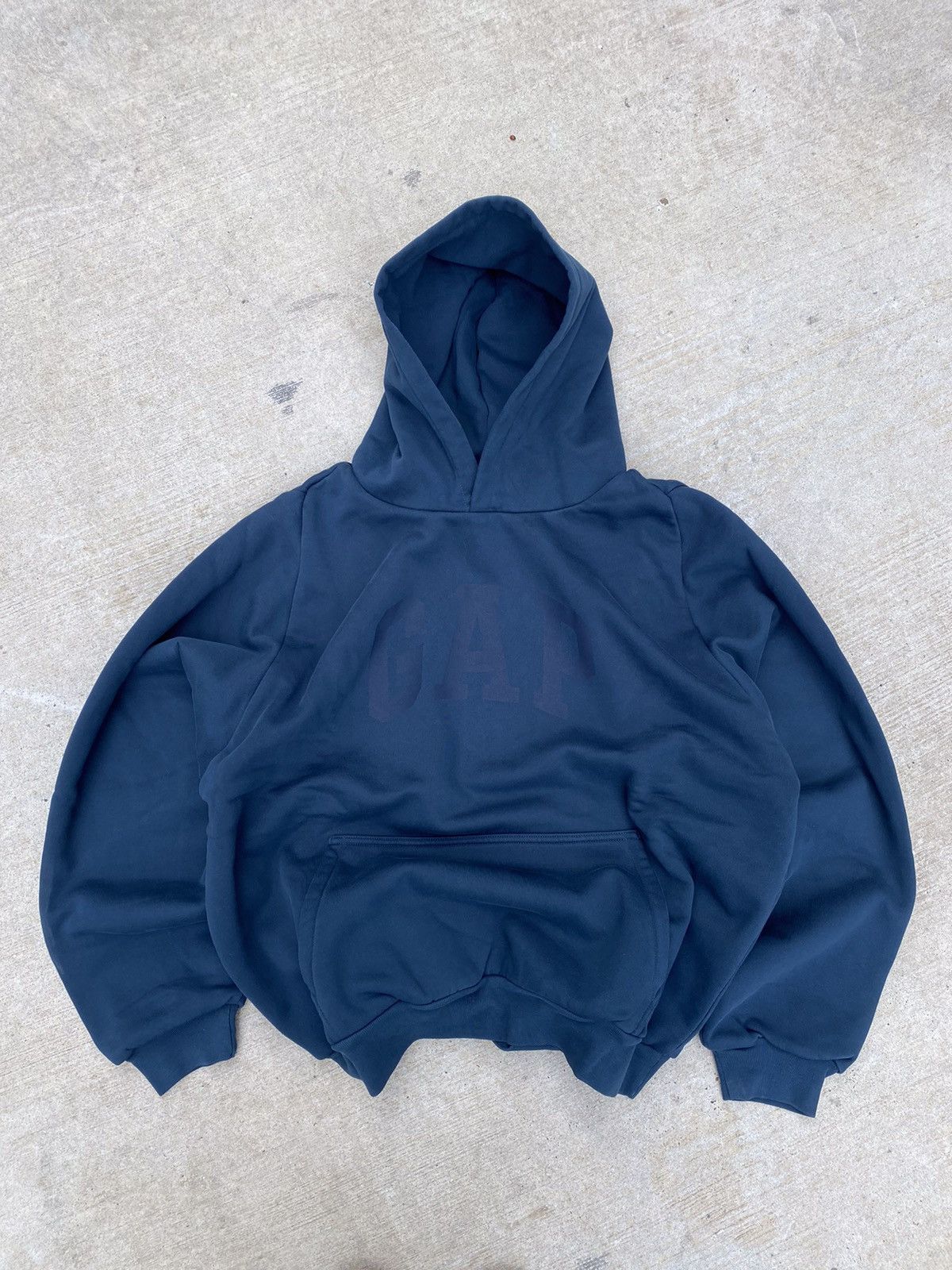Gap × Yeezy NWT Yeezy Gap Dove Shrunken Hoodie by Balenciaga Size US XL / EU 56 / 4 - 6 Thumbnail