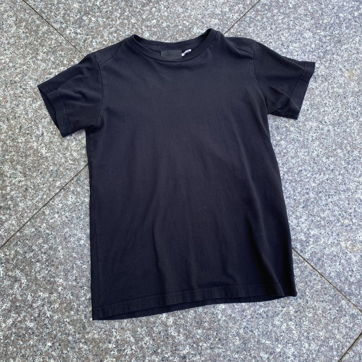 Moncler Moncler short sleeve Tshirt Size S / US 4 / IT 40 - 2 Thumbnail