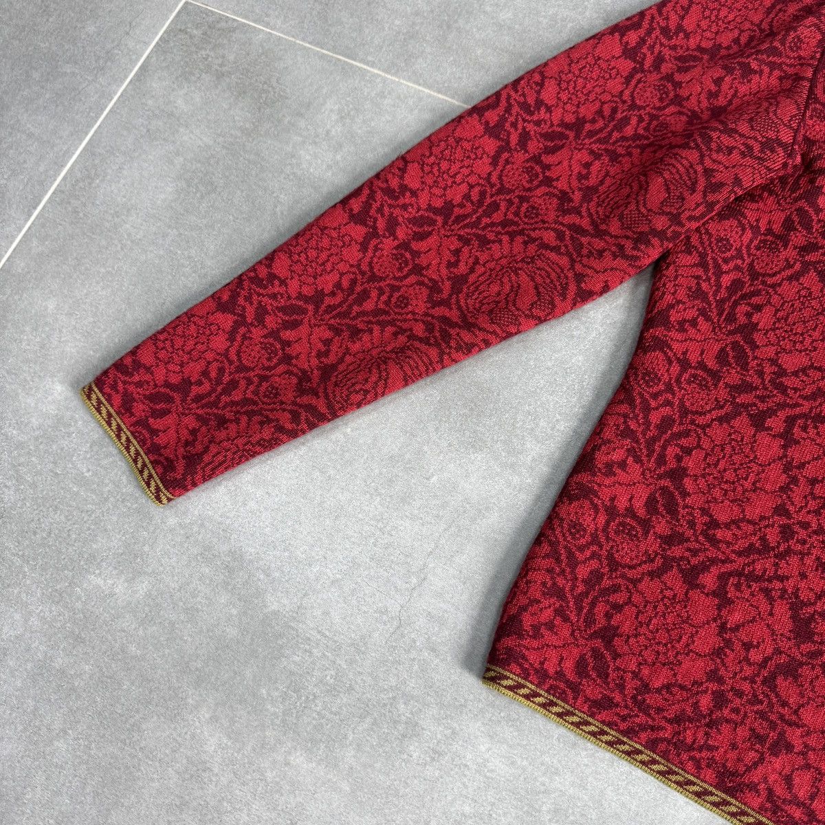 Vintage Vintage Oleana Wool Floral Women Button Cardigan Sweater Size M / US 6-8 / IT 42-44 - 4 Thumbnail