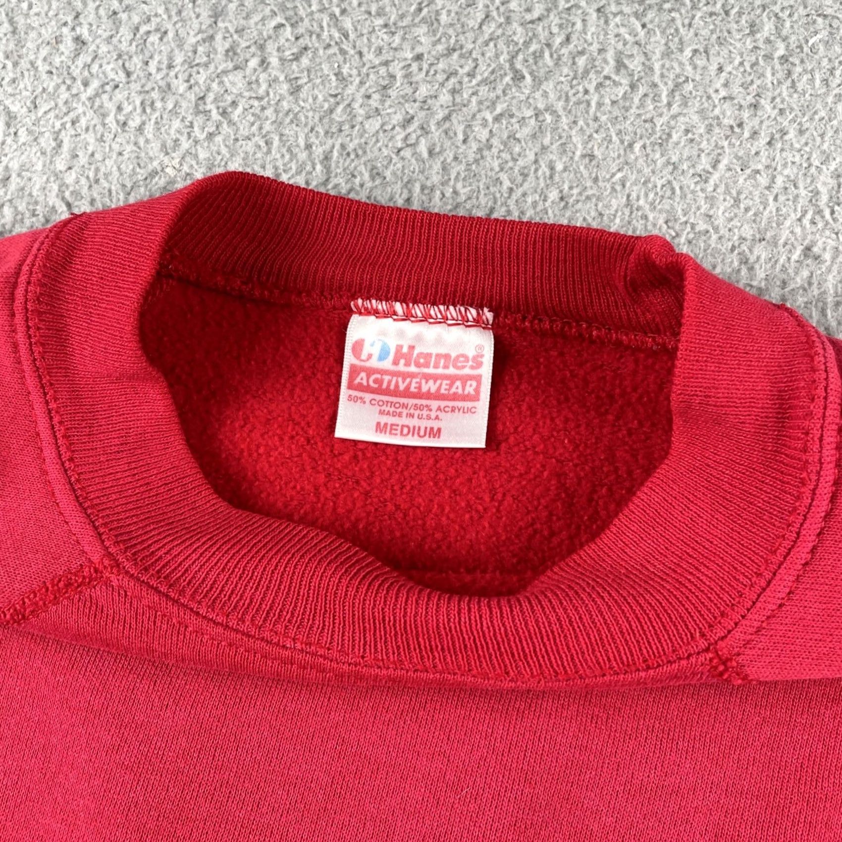 Hanes VINTAGE Hanes Sweatshirt Mens M Red 50/50 Pullover Activewear - 19" Across 23" Down Blank 50/50 Made In USA Size US M / EU 48-50 / 2 - 6 Thumbnail