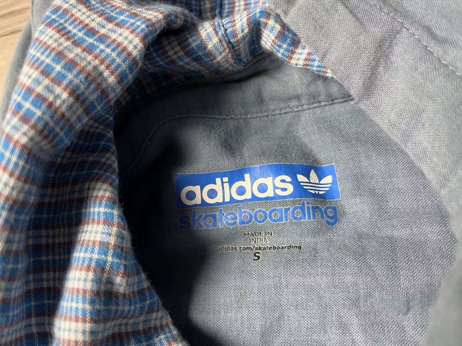 Adidas Adidas shirt hoodie skateboard size Small Size US S / EU 44-46 / 1 - 5 Thumbnail