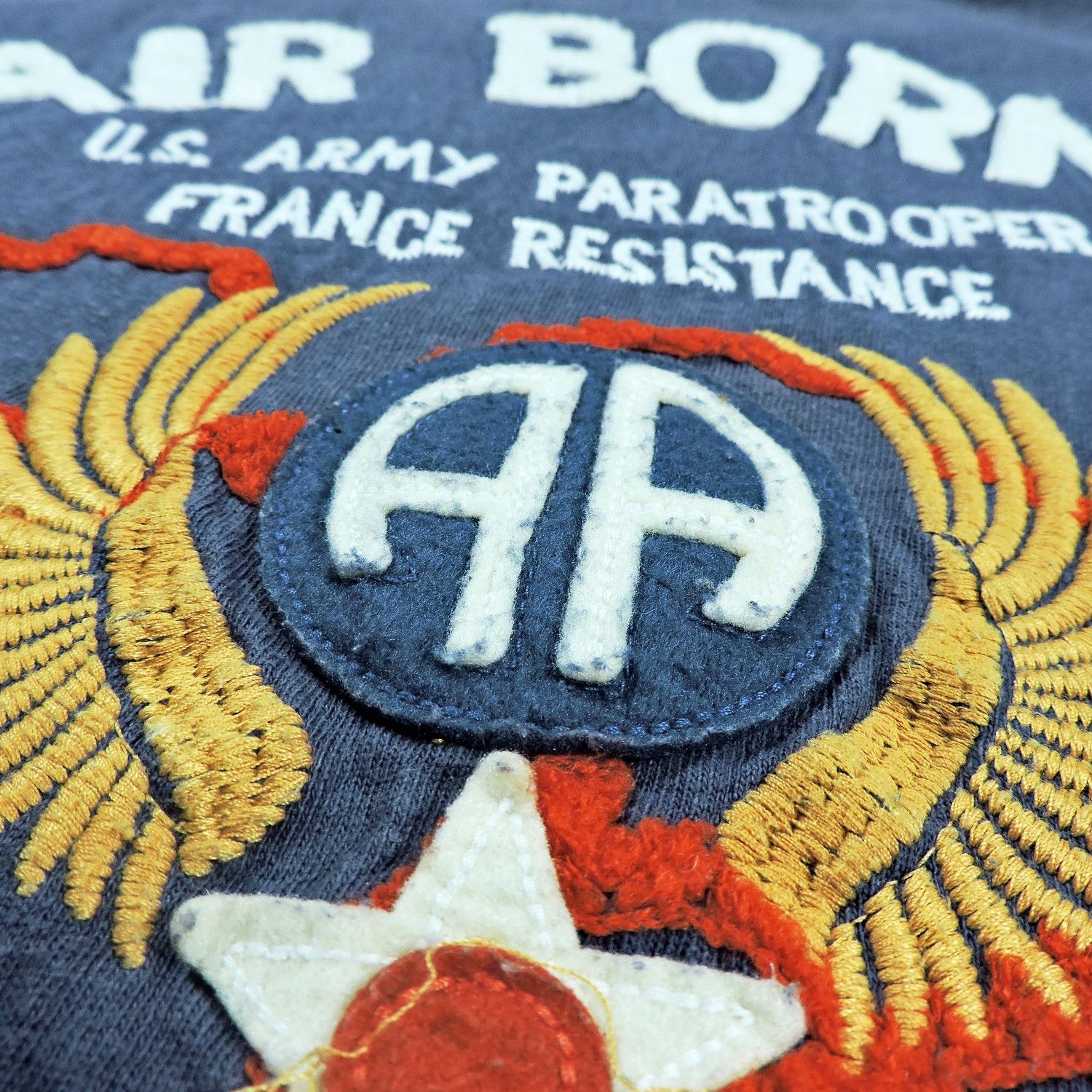 Avirex AVIREX AIRBORNE FRANCE RESISTENCE 40’S NORMANDY T-SHIRT Size US M / EU 48-50 / 2 - 8 Thumbnail