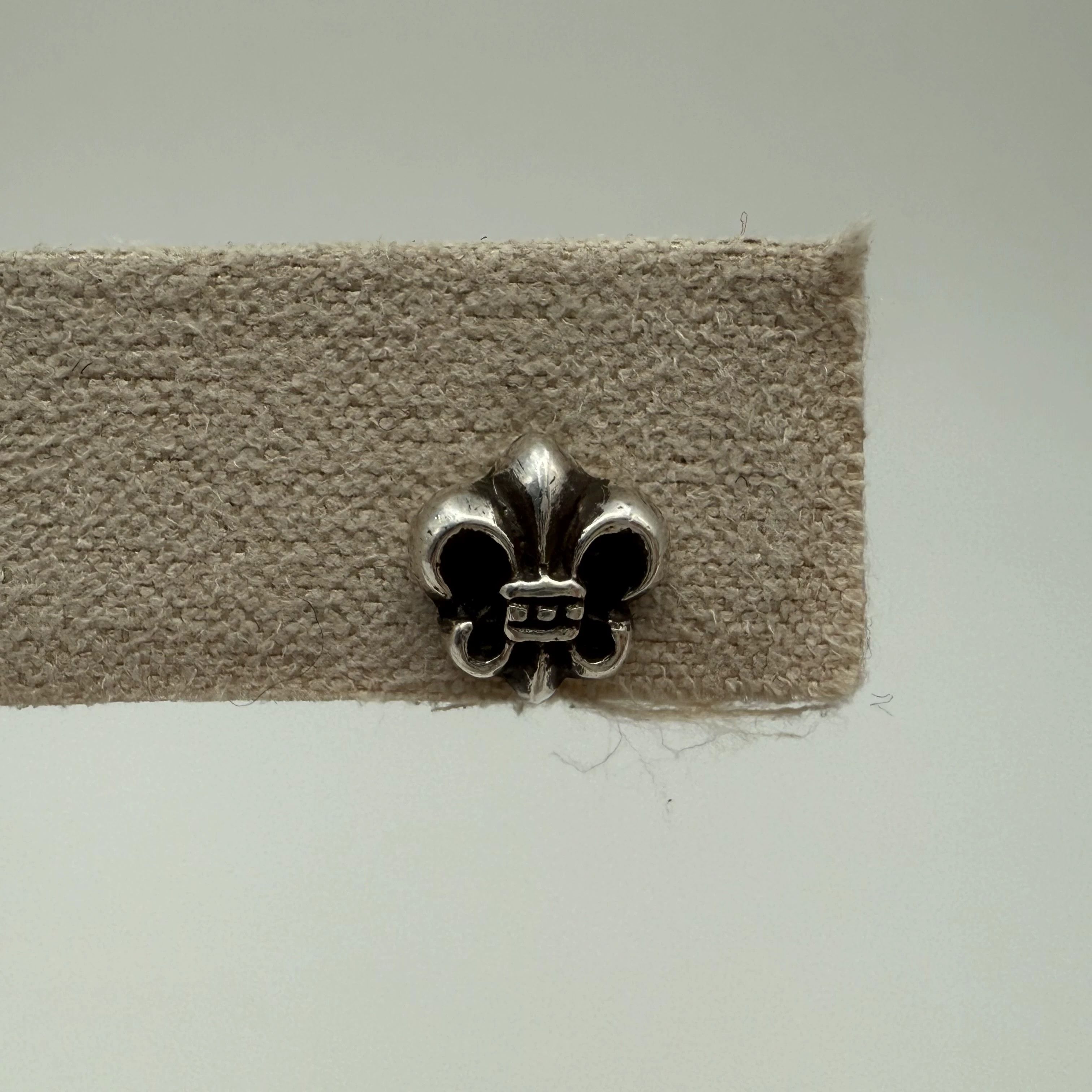 Chrome Hearts Chrome Hearts ScoutFloral Earrings 99 New No Backs Size ONE SIZE - 1 Thumbnail