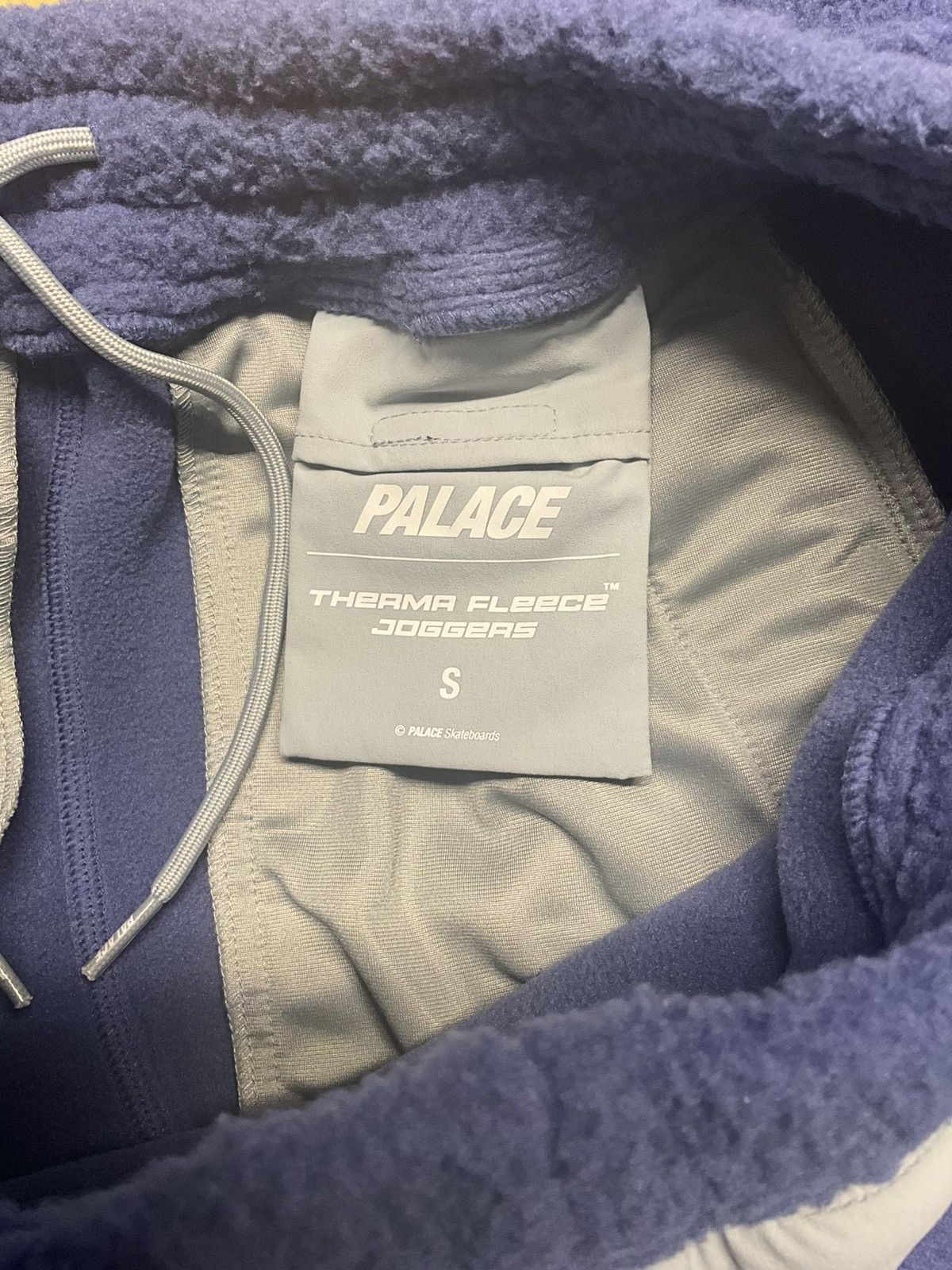 Palace Palace Thermalite Fleece Jogger Lavender SS/23 Size US 30 / EU 46 - 4 Thumbnail
